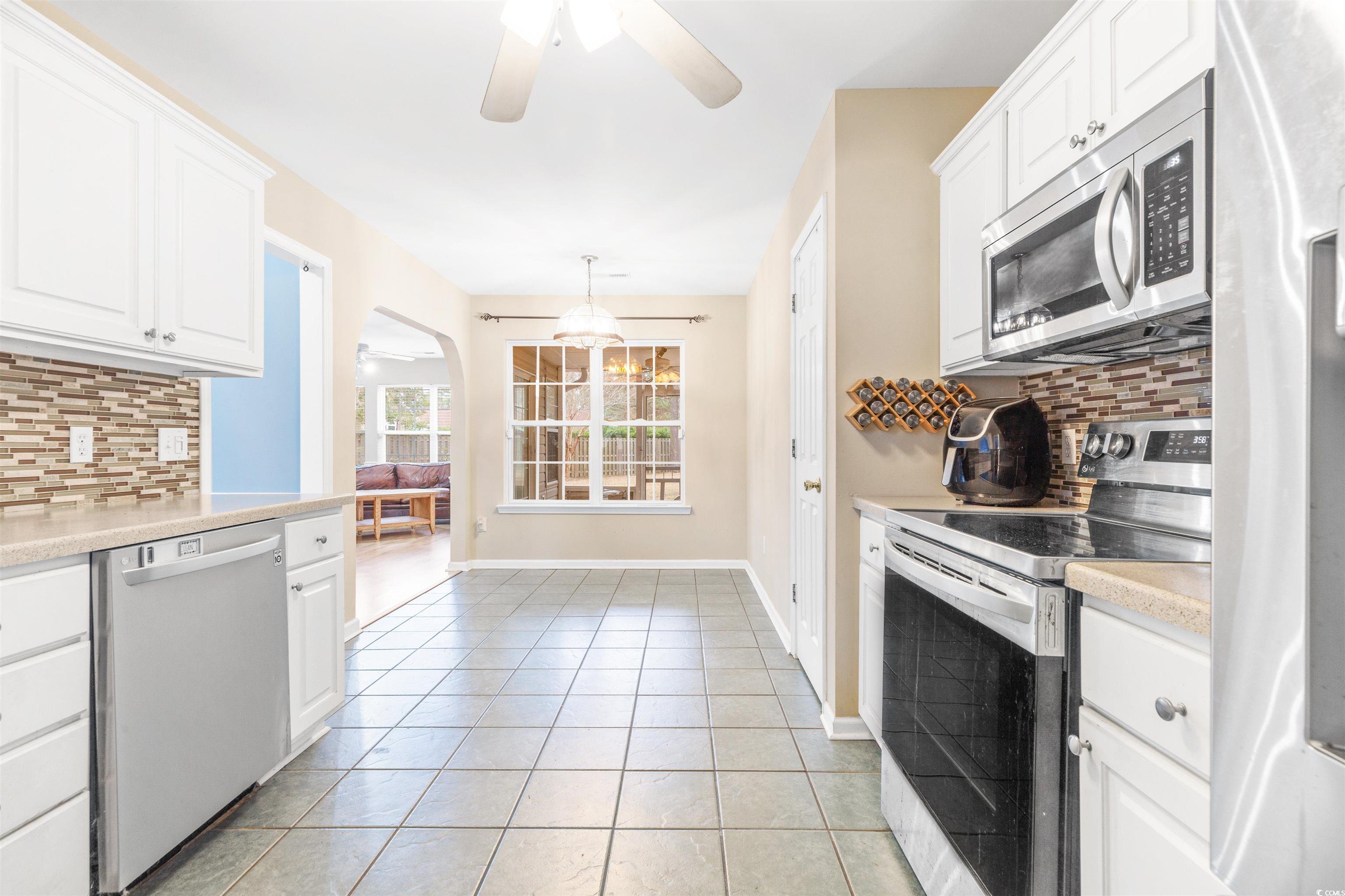 320 Muirfield Rd. Property Photo 10