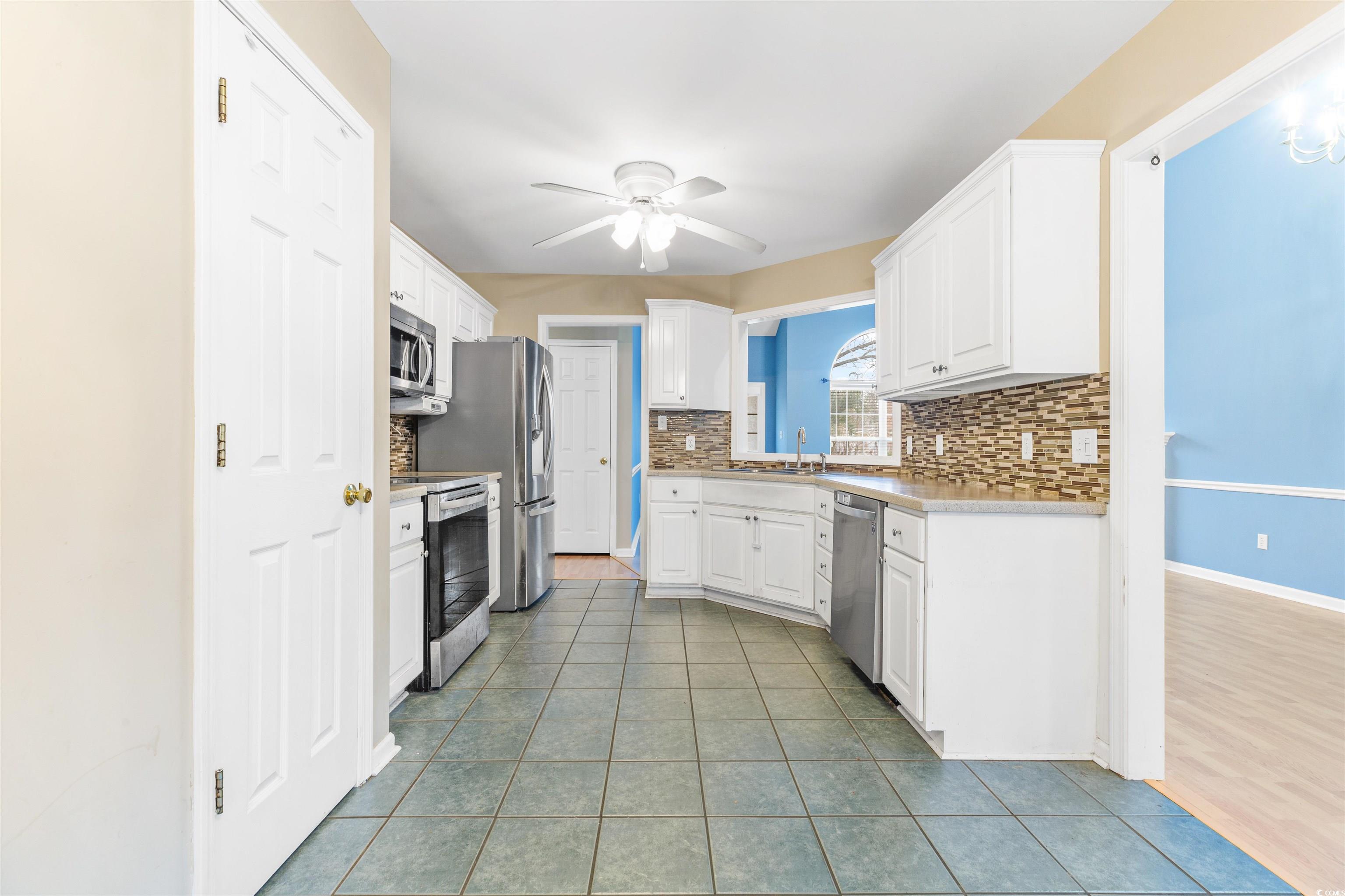 320 Muirfield Rd. Property Photo 20
