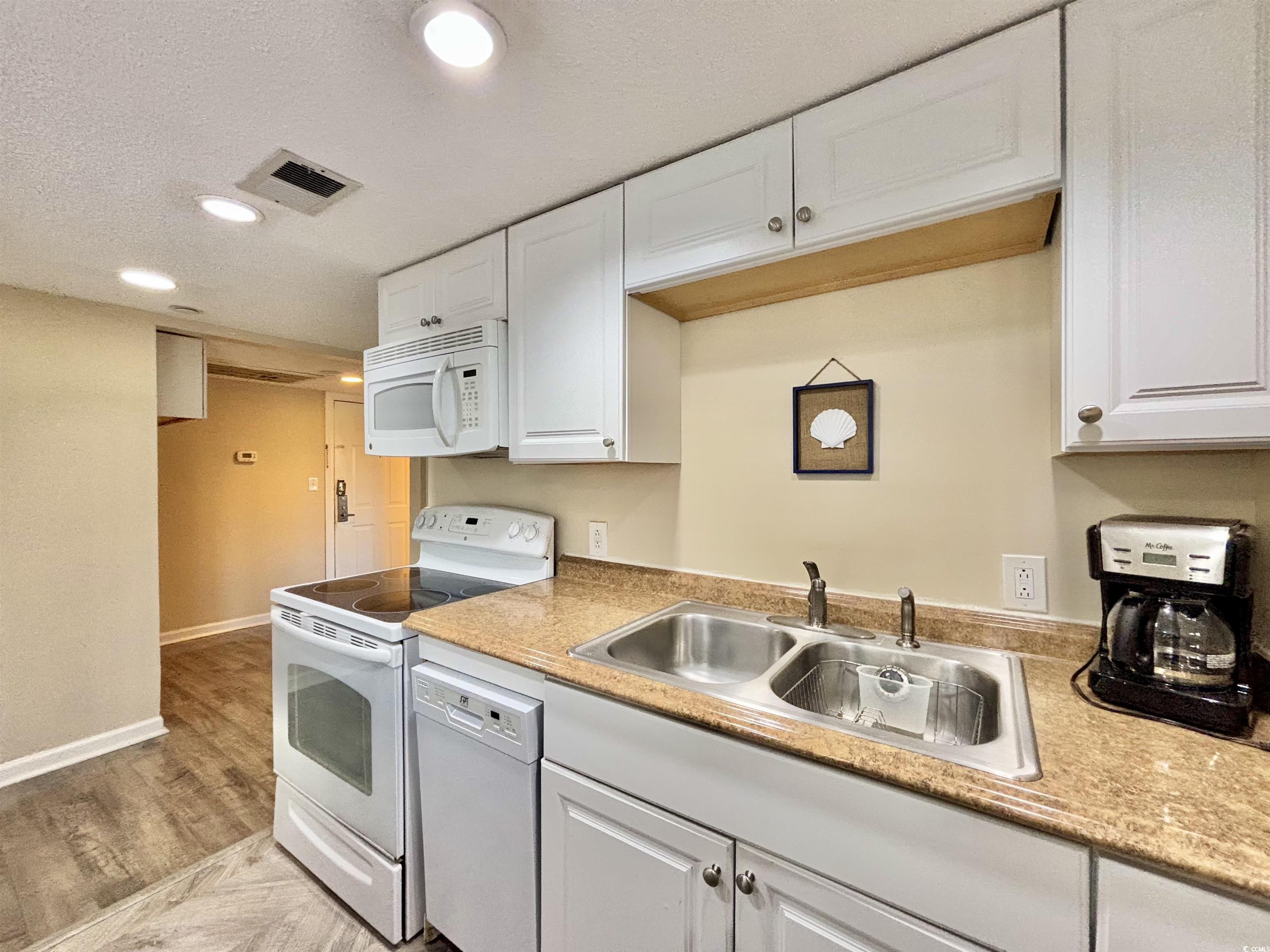 1906 S Ocean Blvd. Property Photo 15
