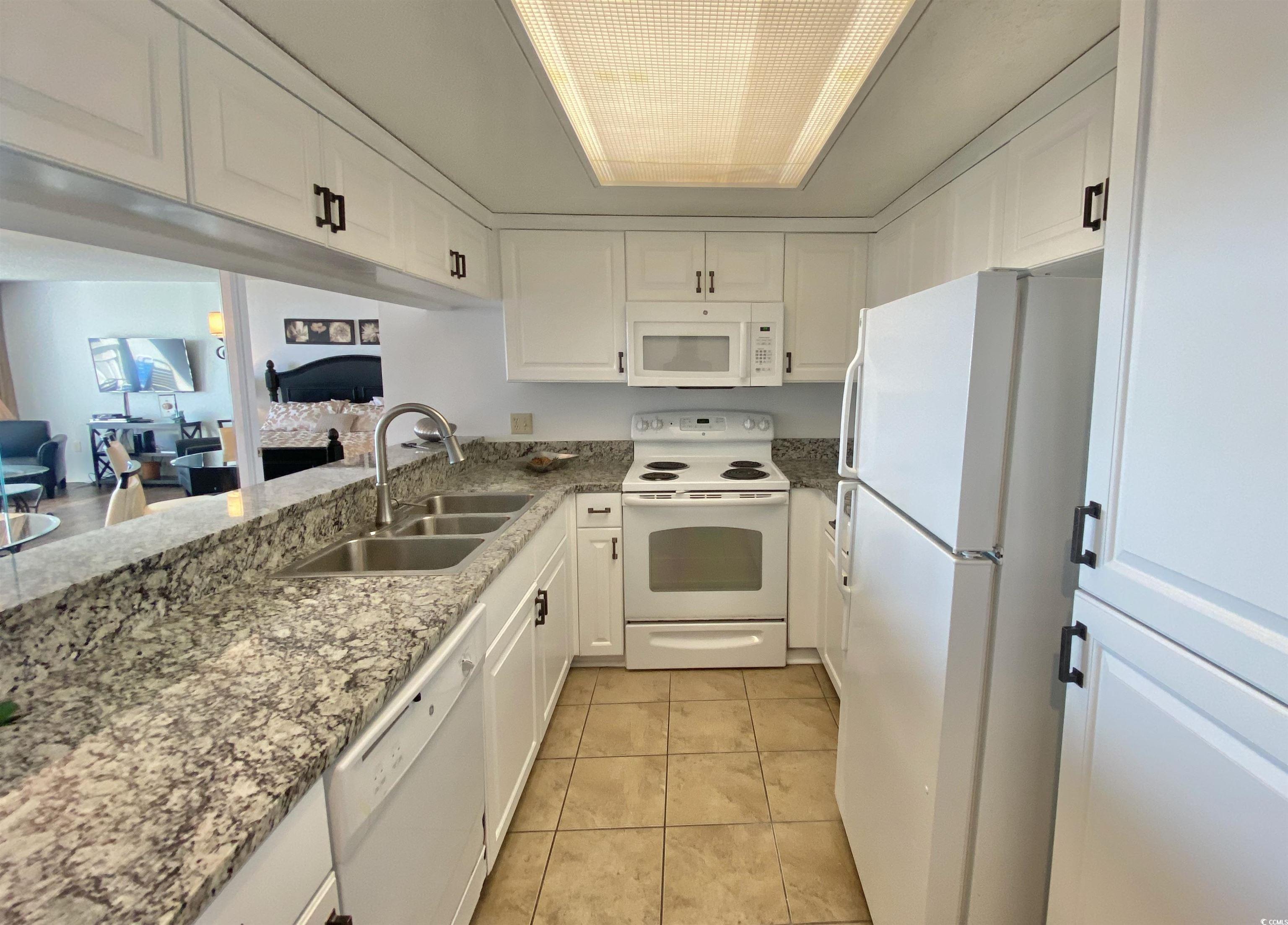 9820 Queensway Blvd. Property Photo 13