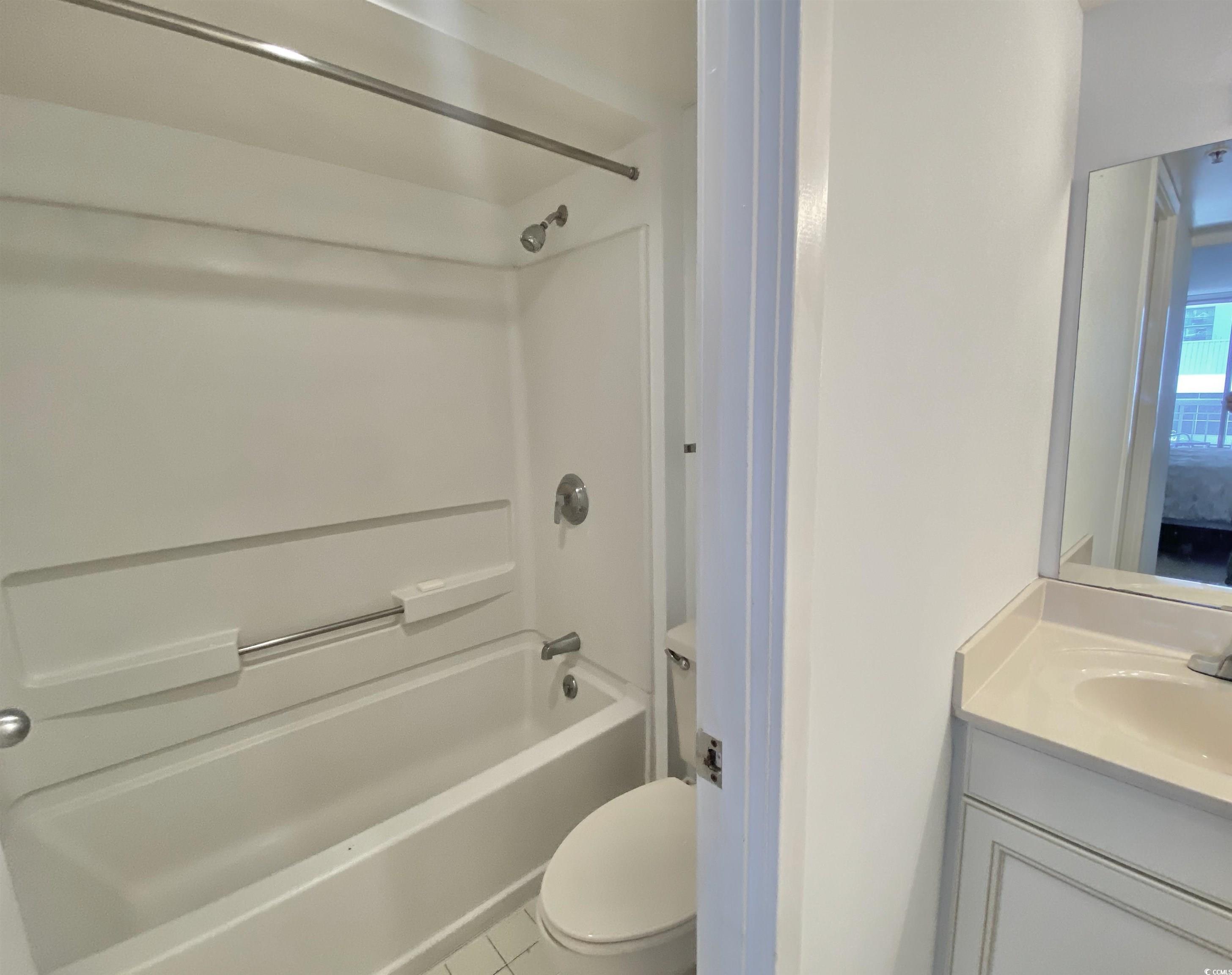 9820 Queensway Blvd. Property Photo 22
