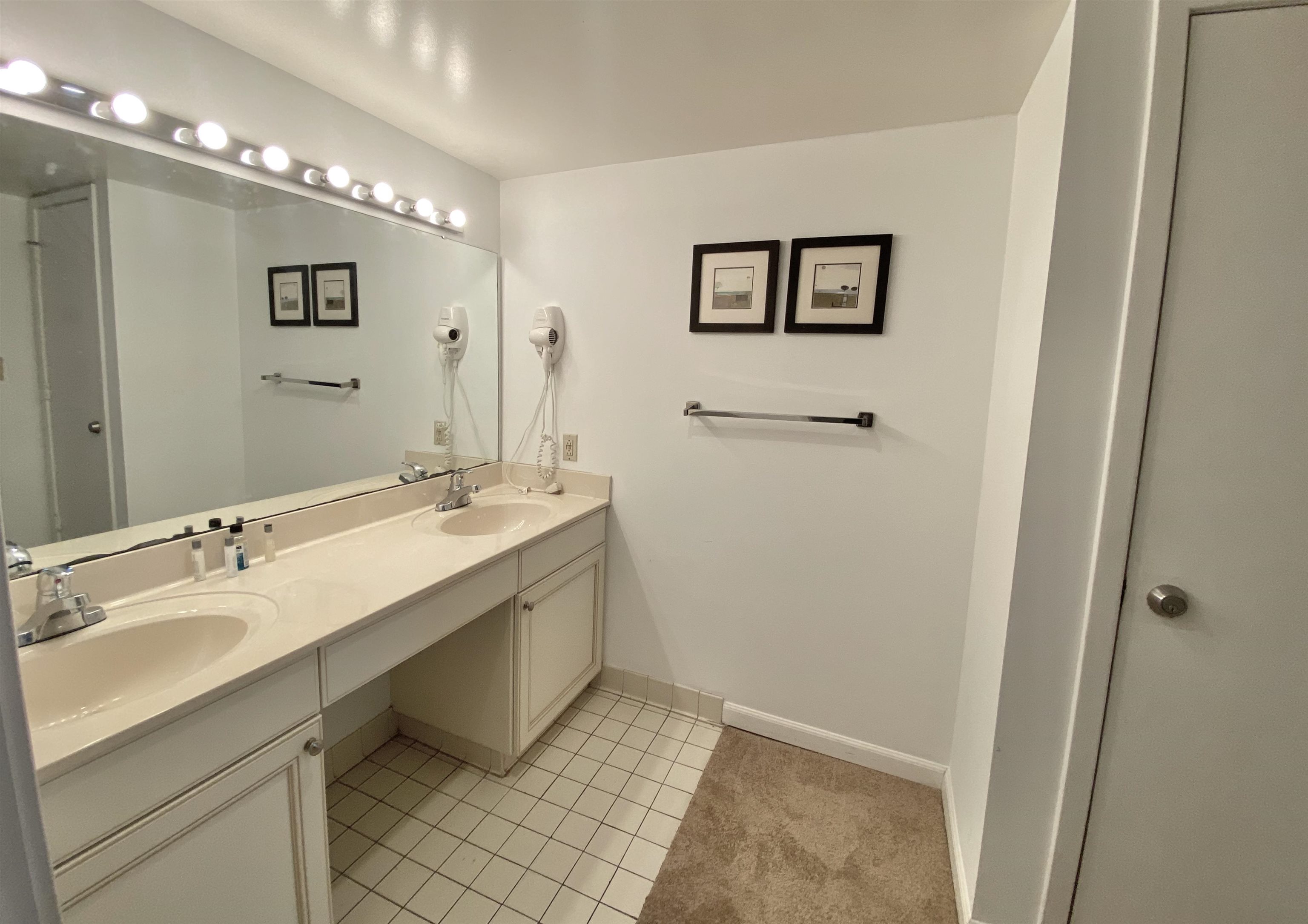 9820 Queensway Blvd. Property Photo 27