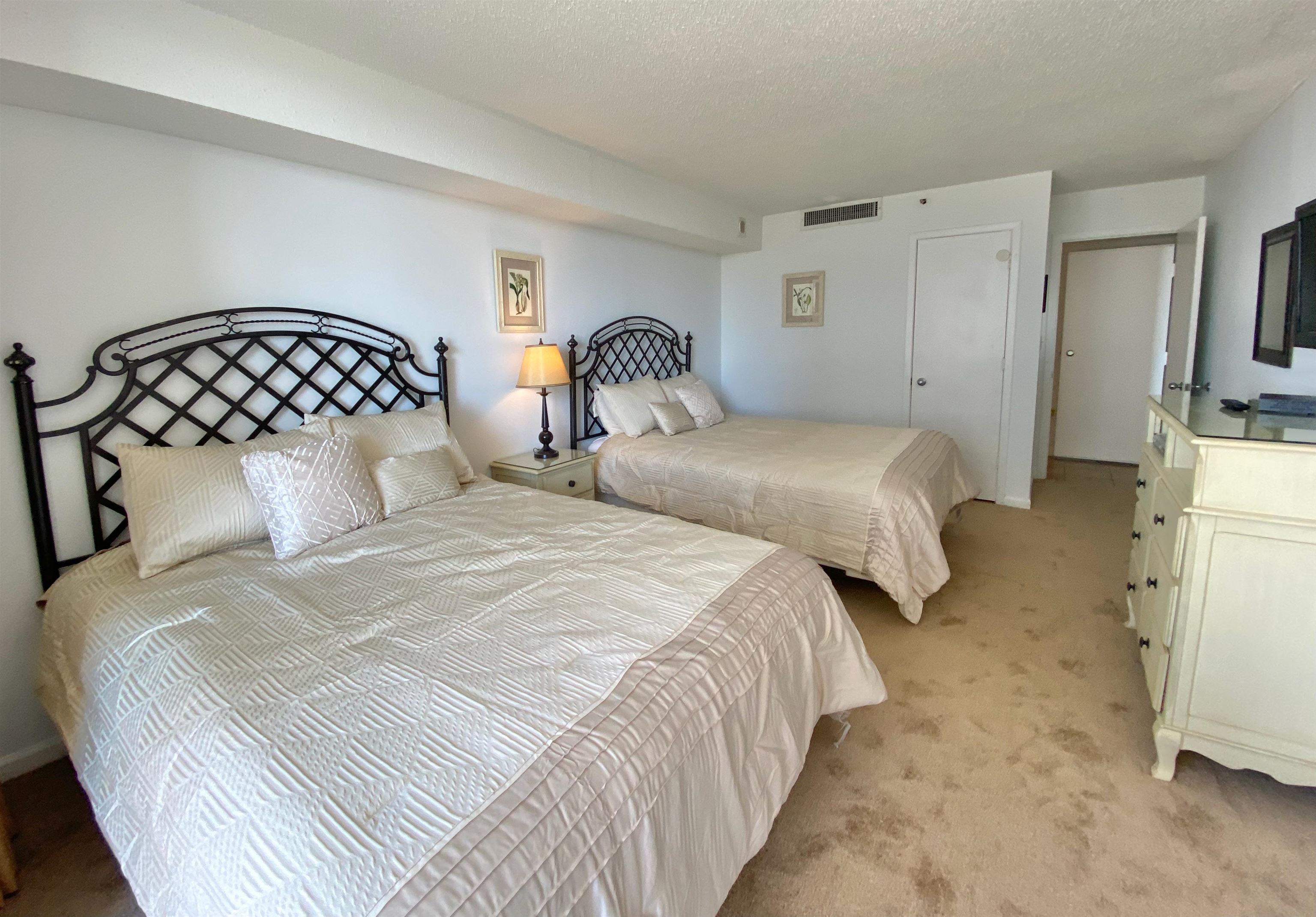 9820 Queensway Blvd. Property Photo 31