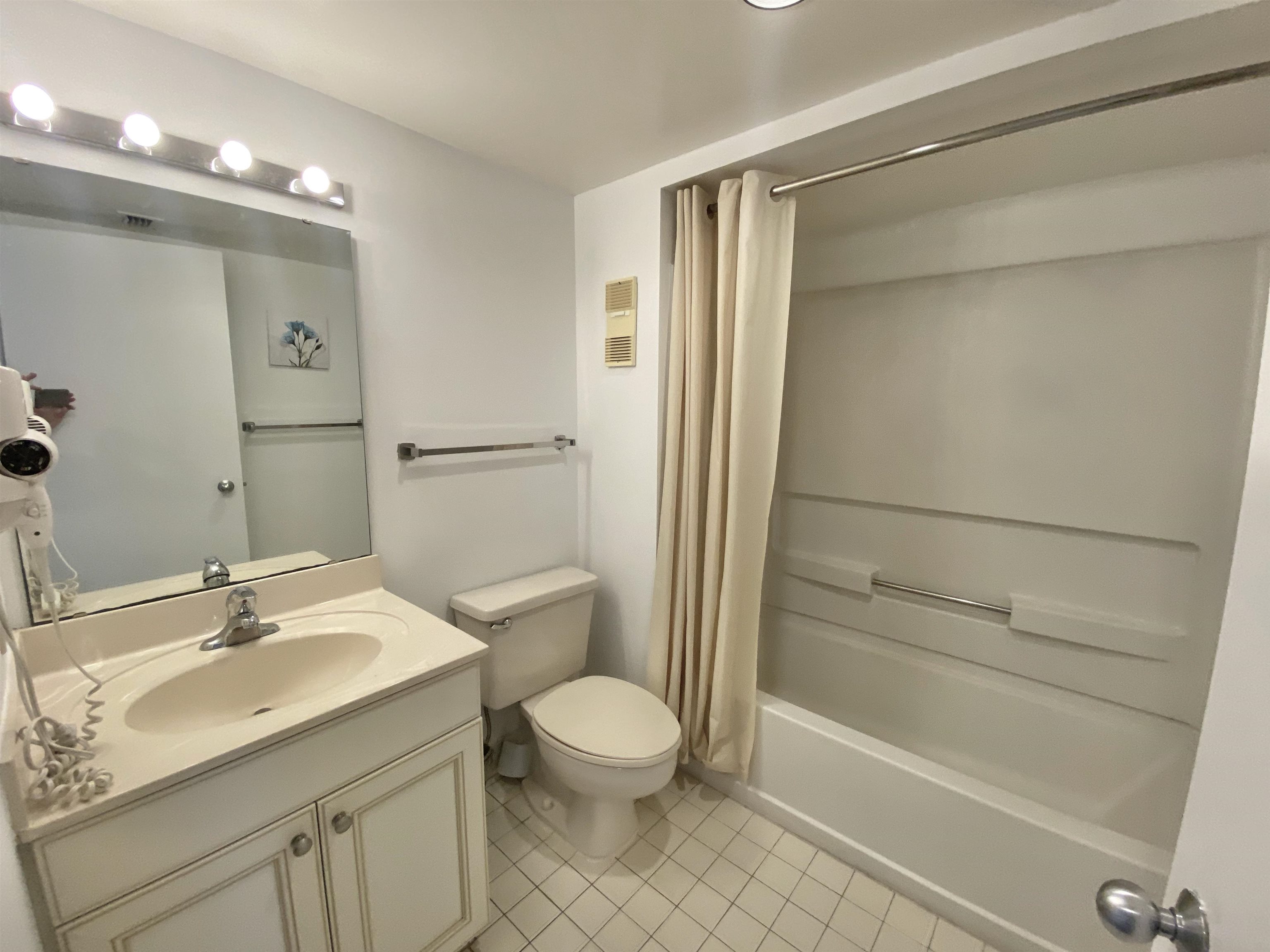 9820 Queensway Blvd. Property Photo 40