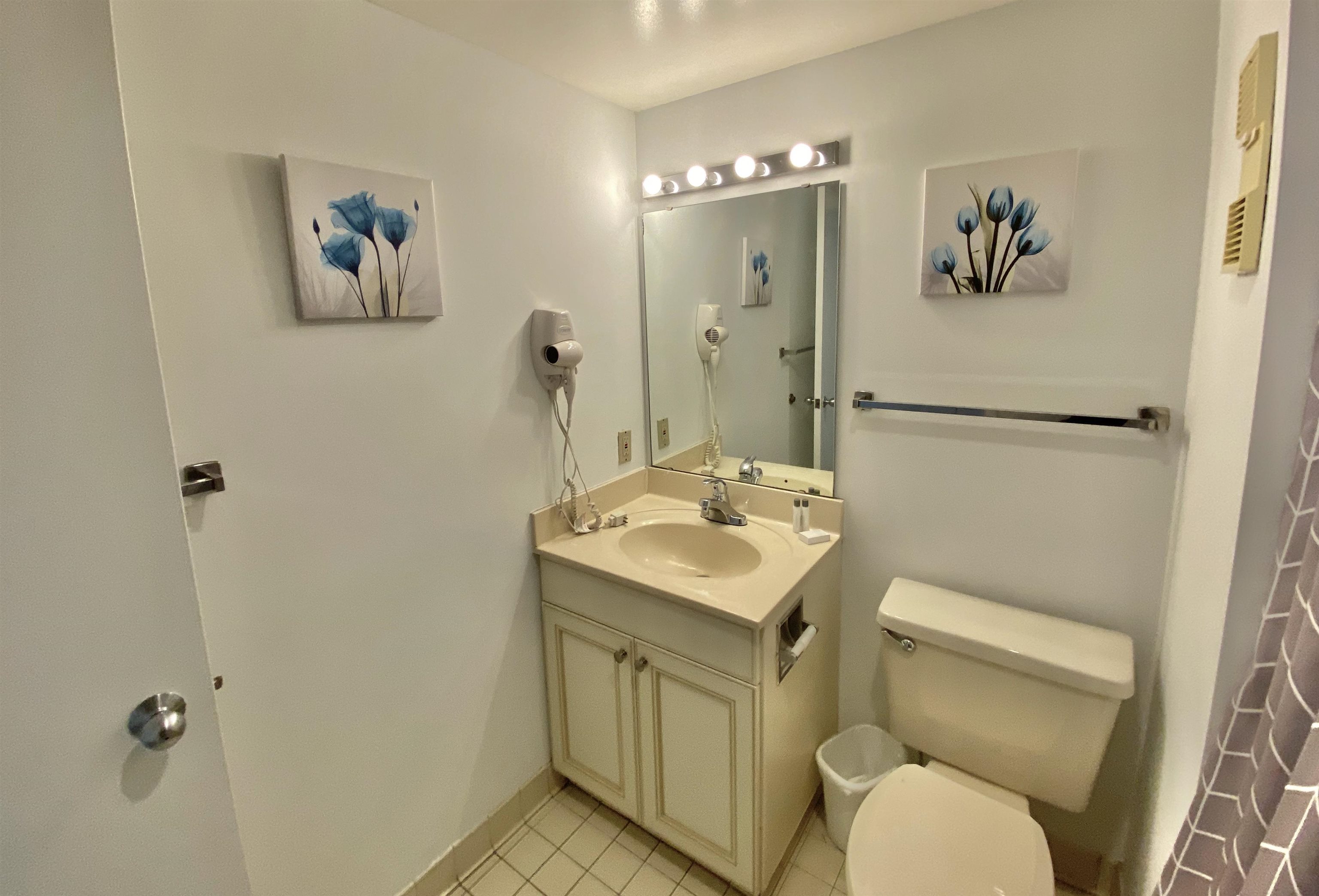 9820 Queensway Blvd. Property Photo 52