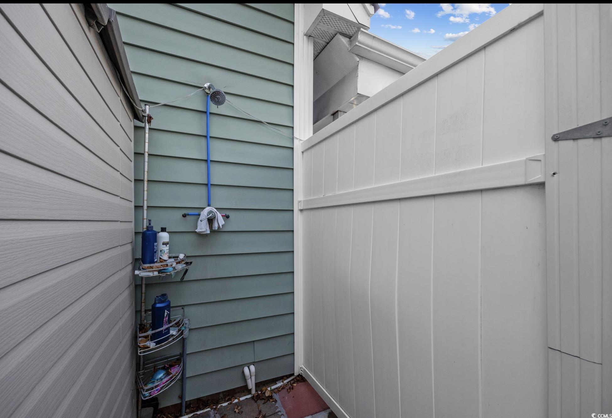 1023 Marthas Way Property Photo 21