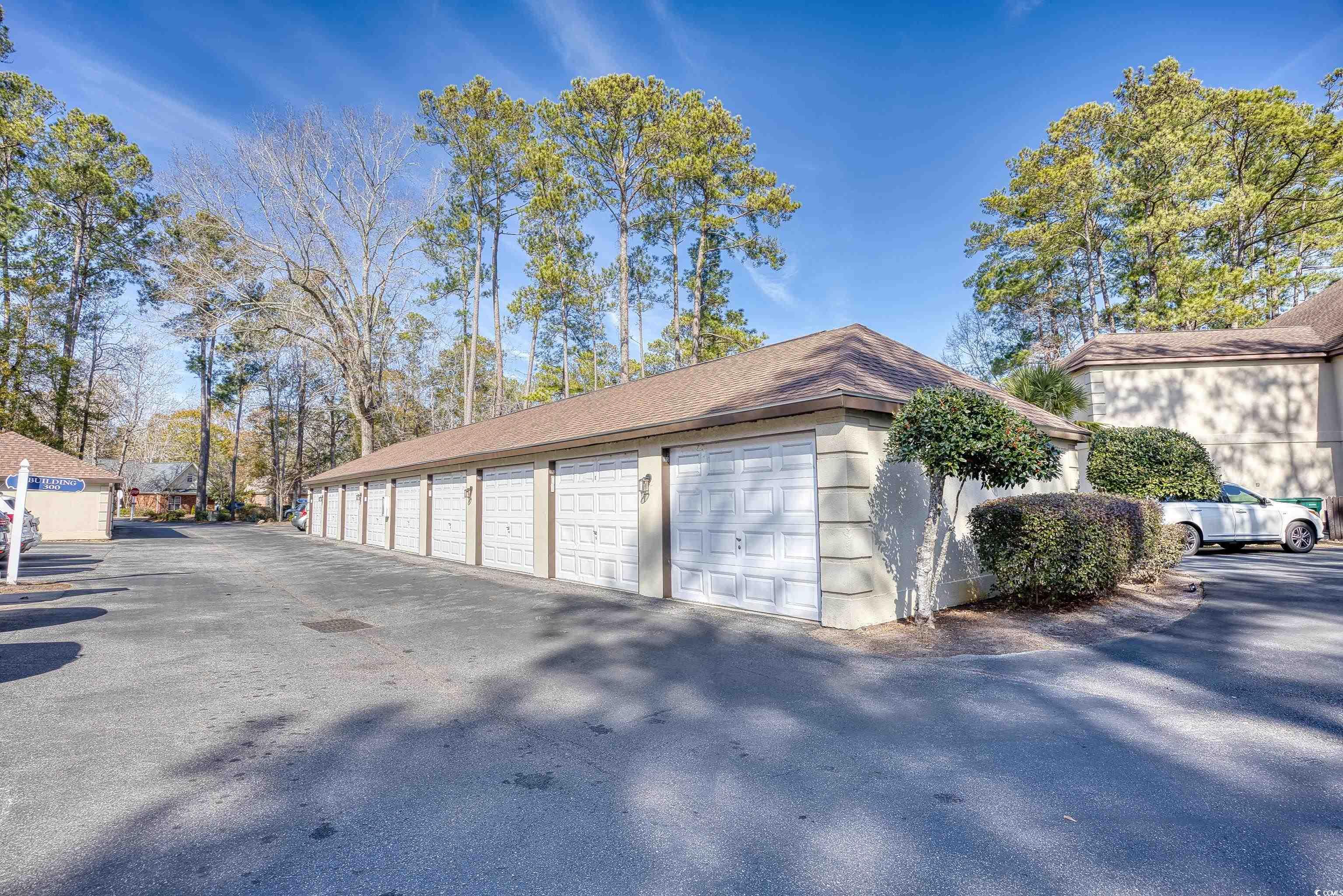 204 Pipers Ln. Property Photo 26