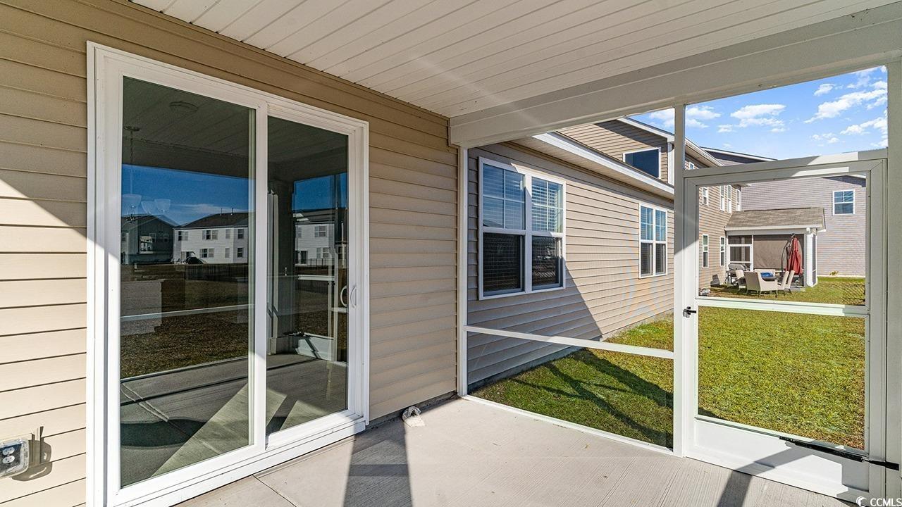 382 Glacier Way Property Photo 6