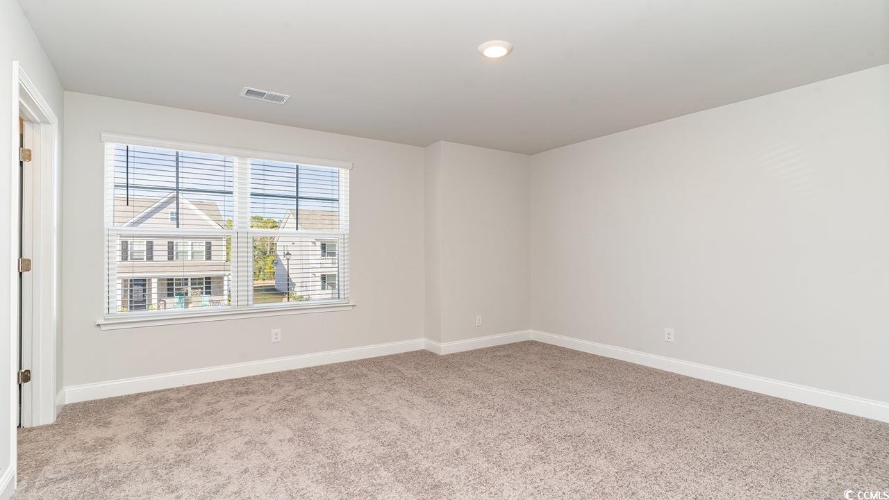 382 Glacier Way Property Photo 29