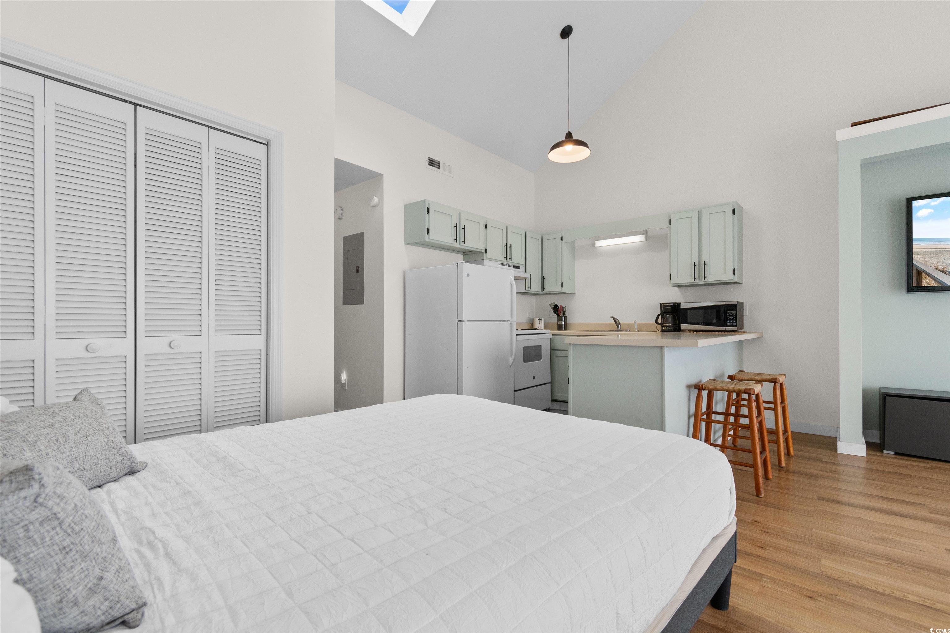 1851 Colony Dr. Property Photo 16