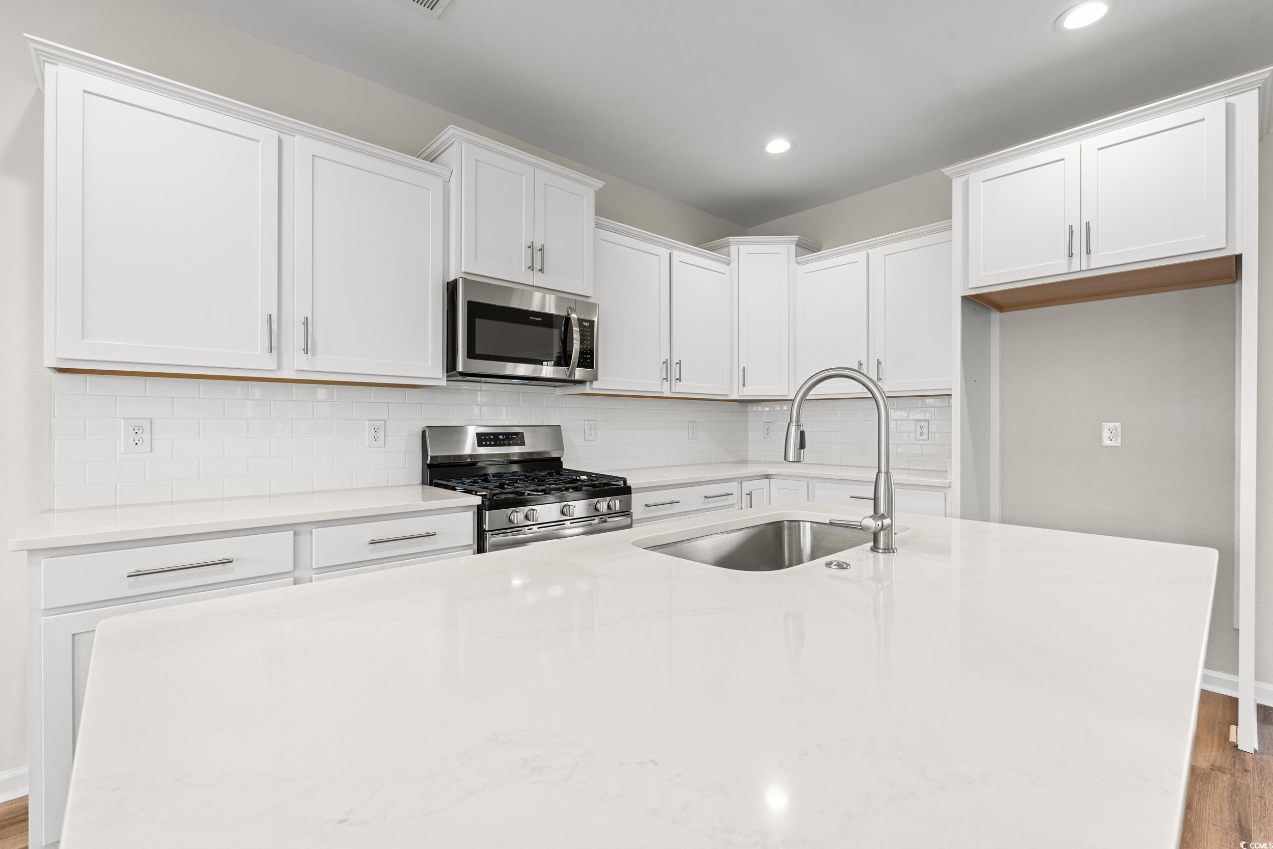 112 Lakota Loop Property Photo 3