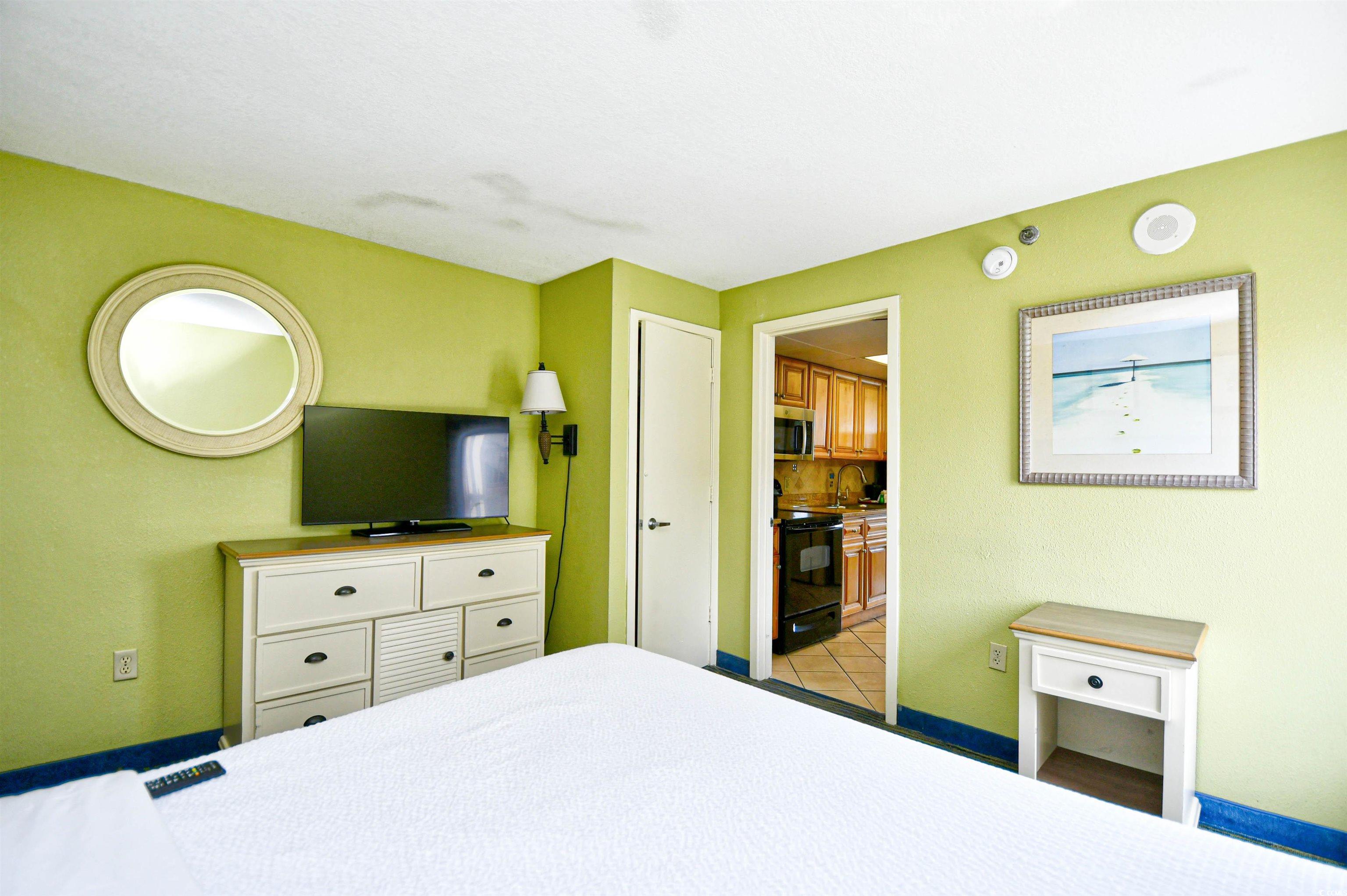 3000 N Ocean Blvd. Property Photo 15