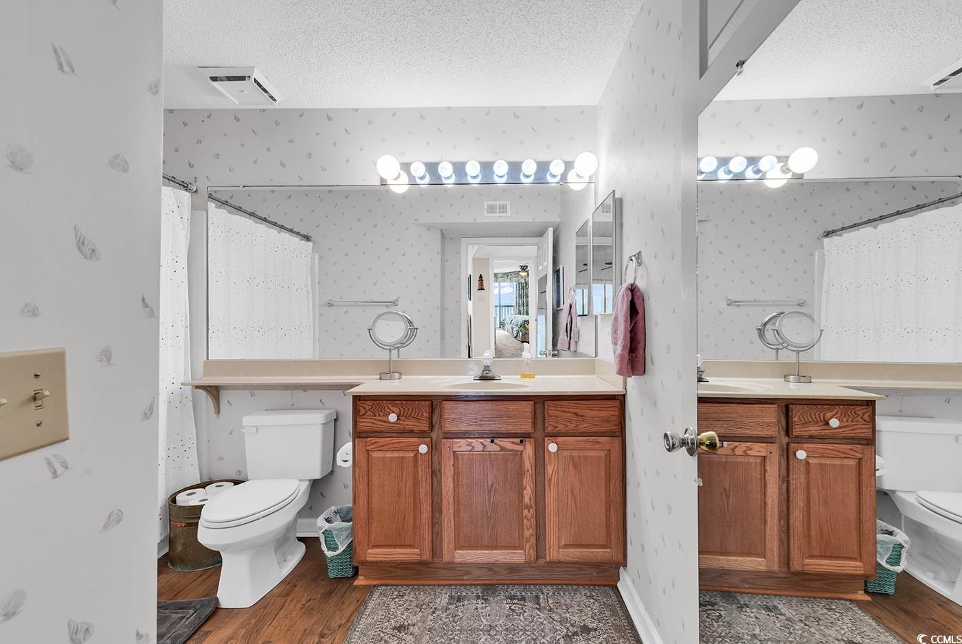 4560 Greenbriar Dr. Property Photo 23