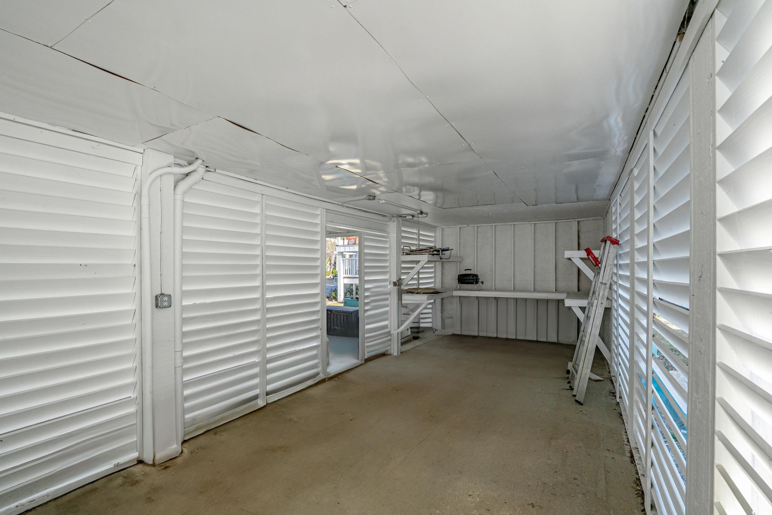 147 Anglers Dr. Property Photo 31