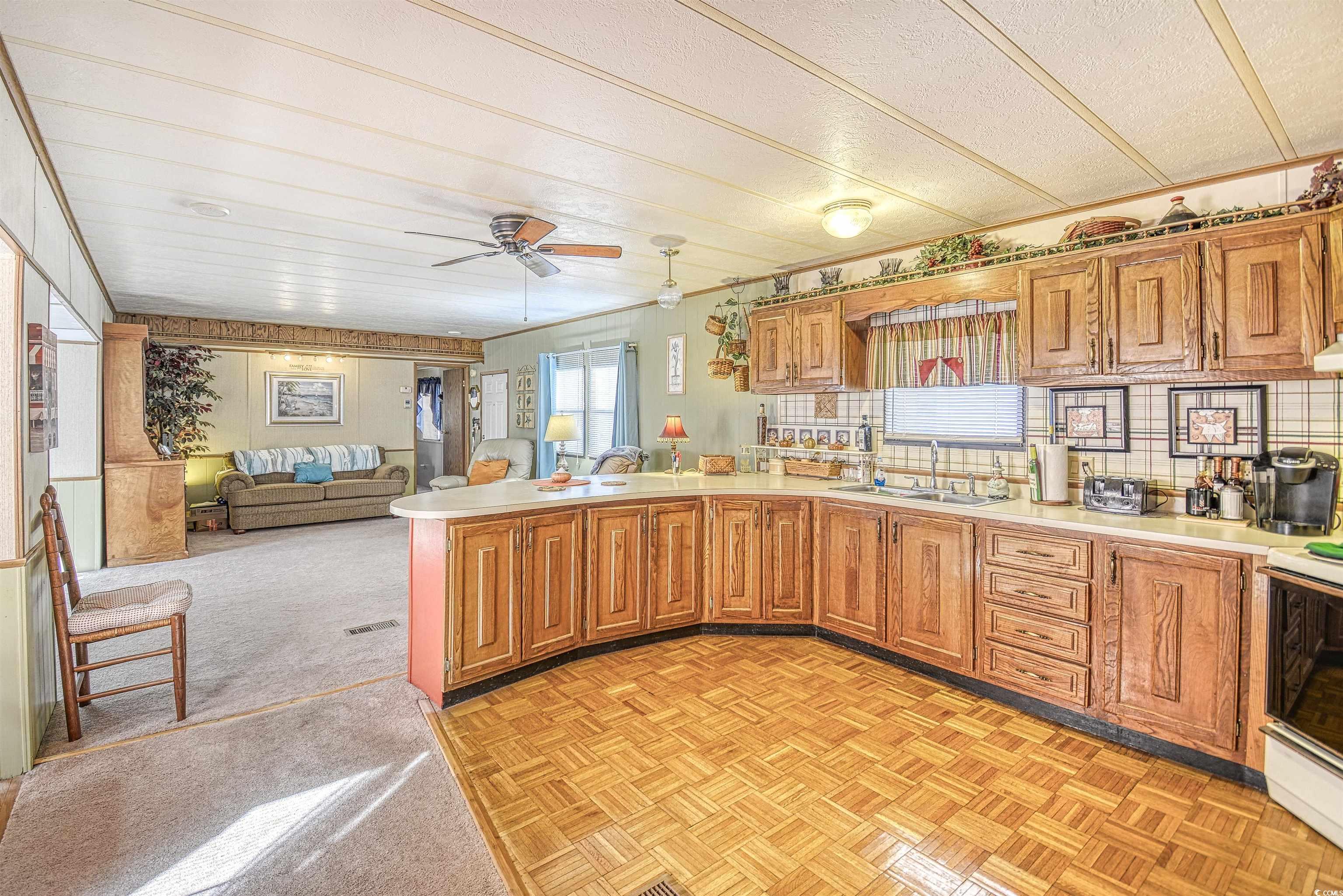 135 Crooked Island Circle Property Photo 23
