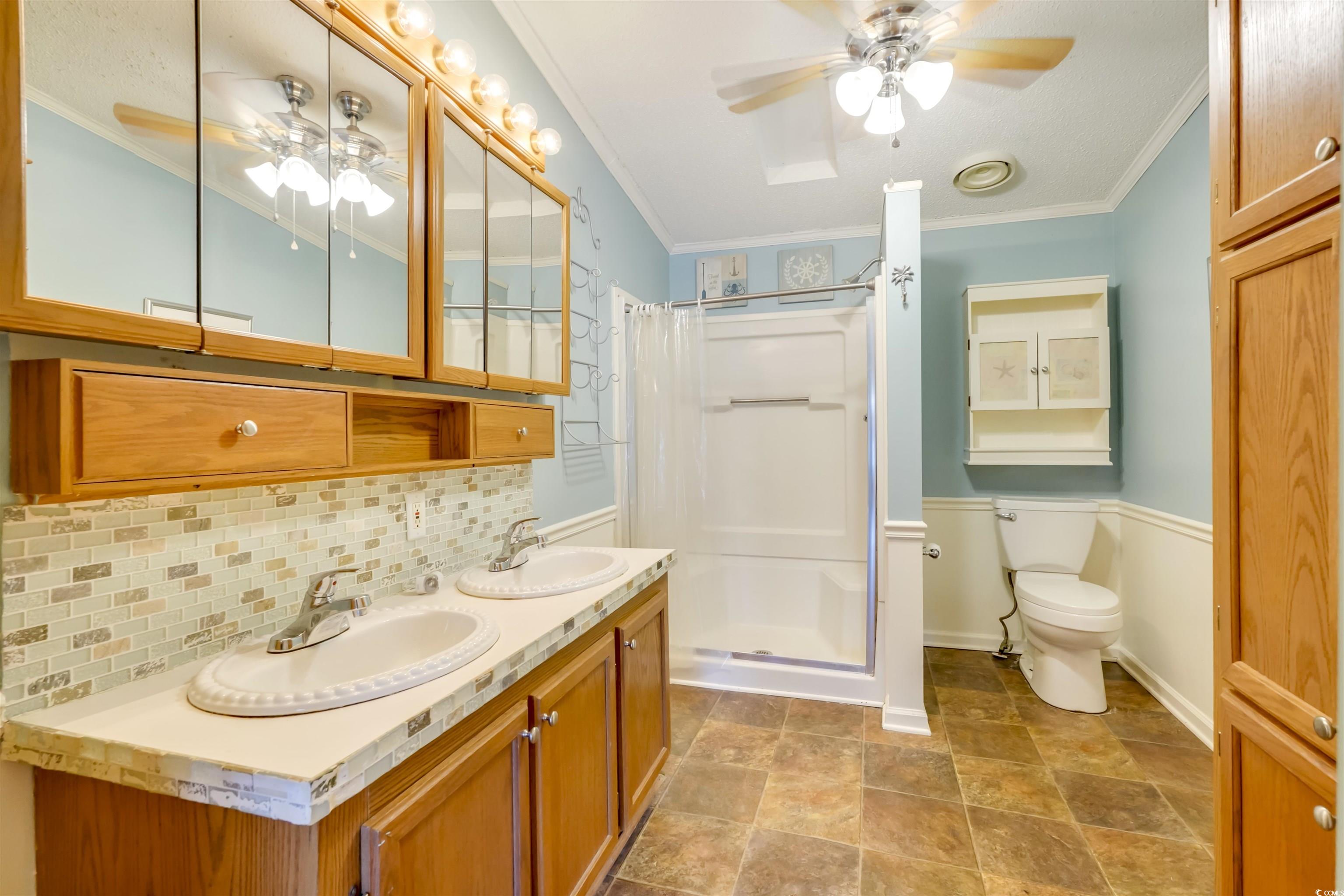 505 Rainbow Dr. Property Photo 11