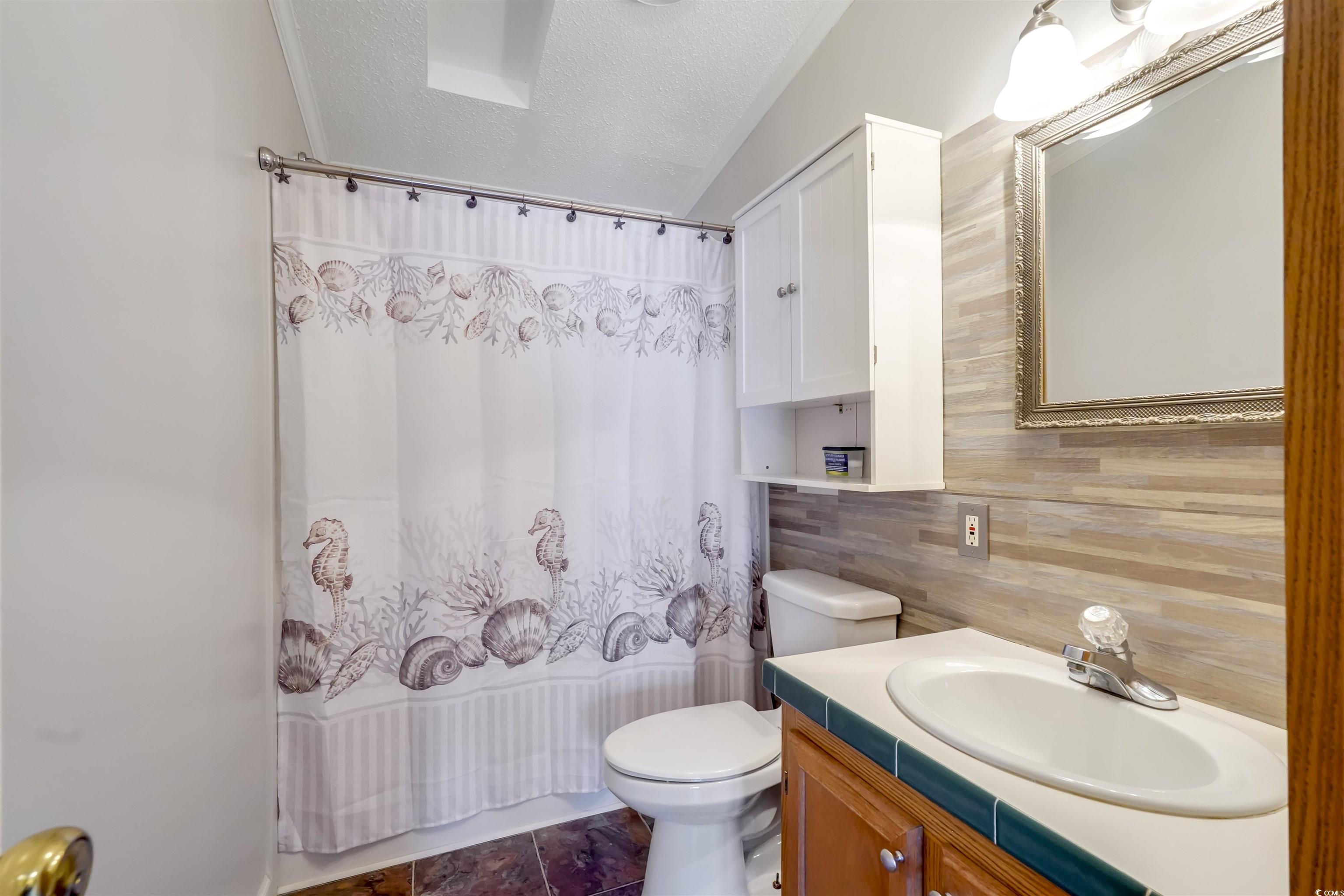 505 Rainbow Dr. Property Photo 15