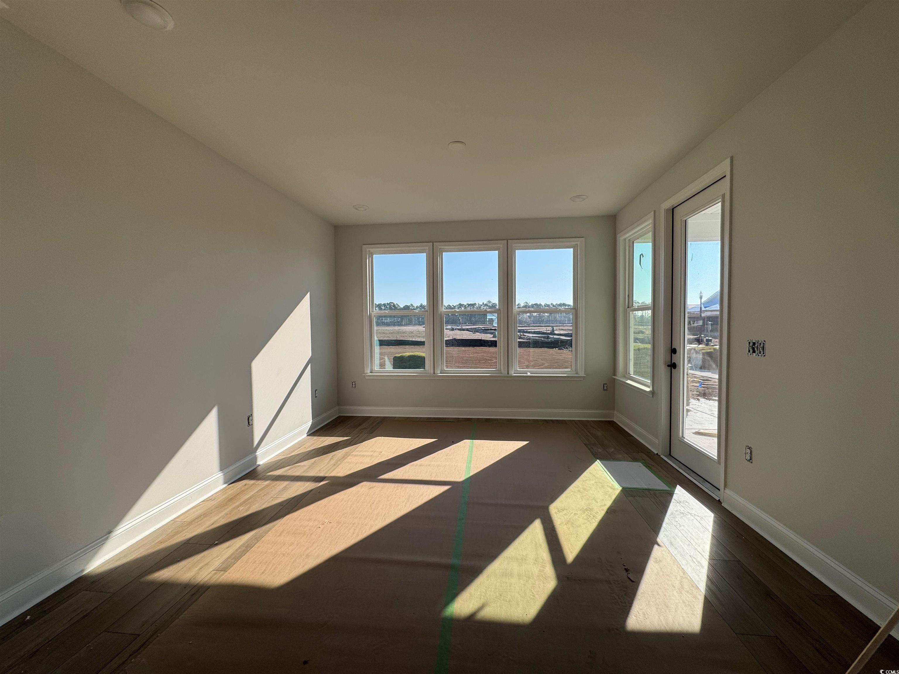 1300 Crested Iris Way Property Photo 14