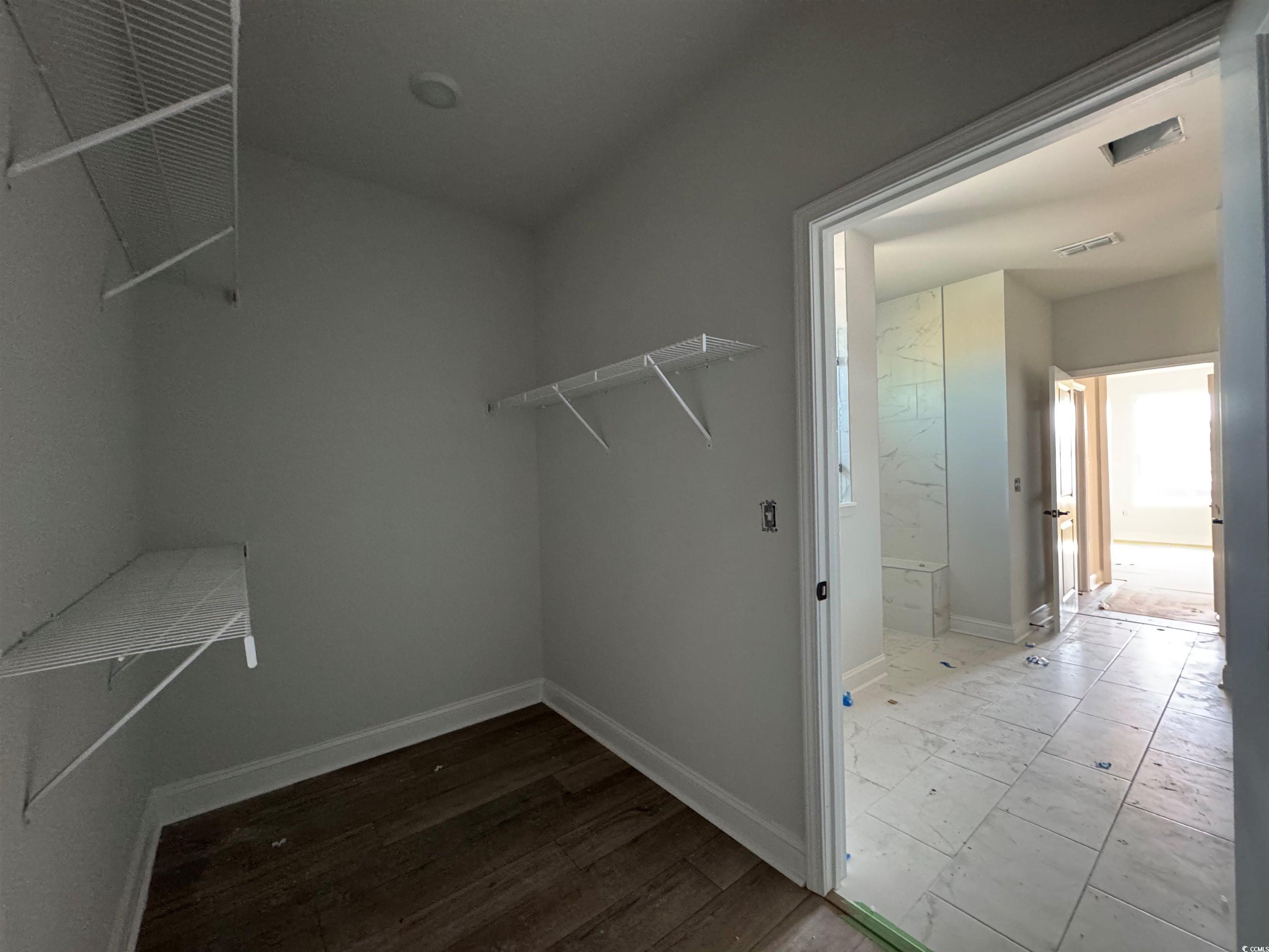 1300 Crested Iris Way Property Photo 19