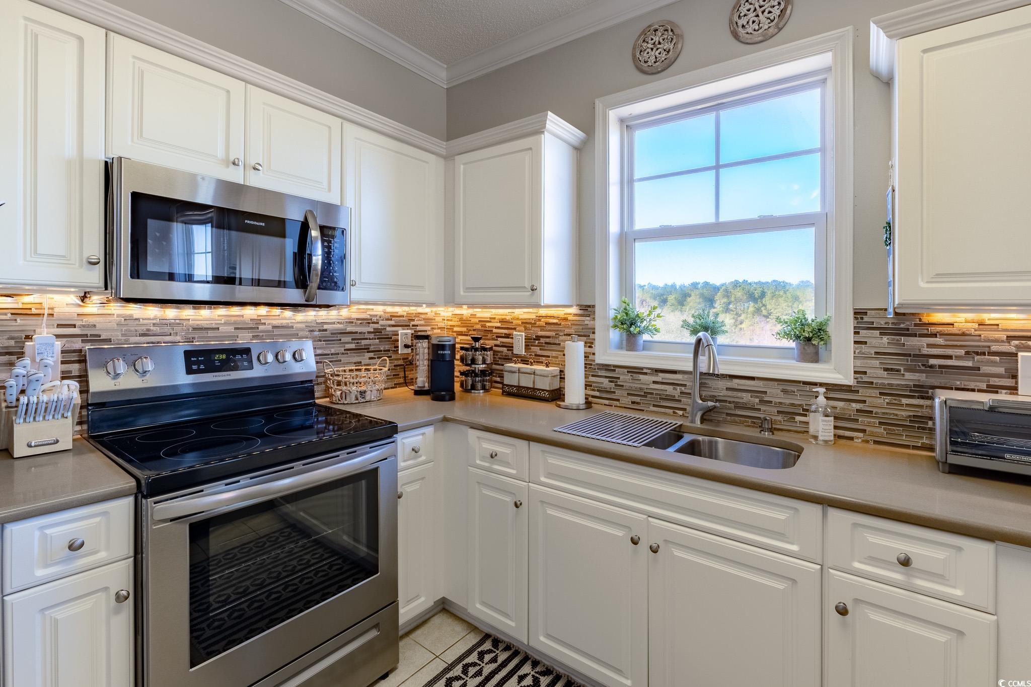 804 Crumpet Ct. Property Photo 4