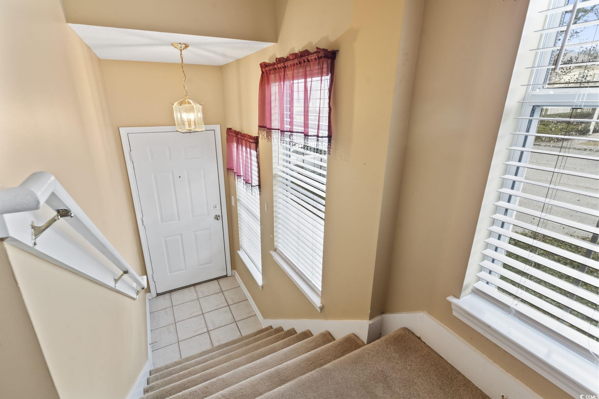 4432 Montrose Ln. Property Photo 4