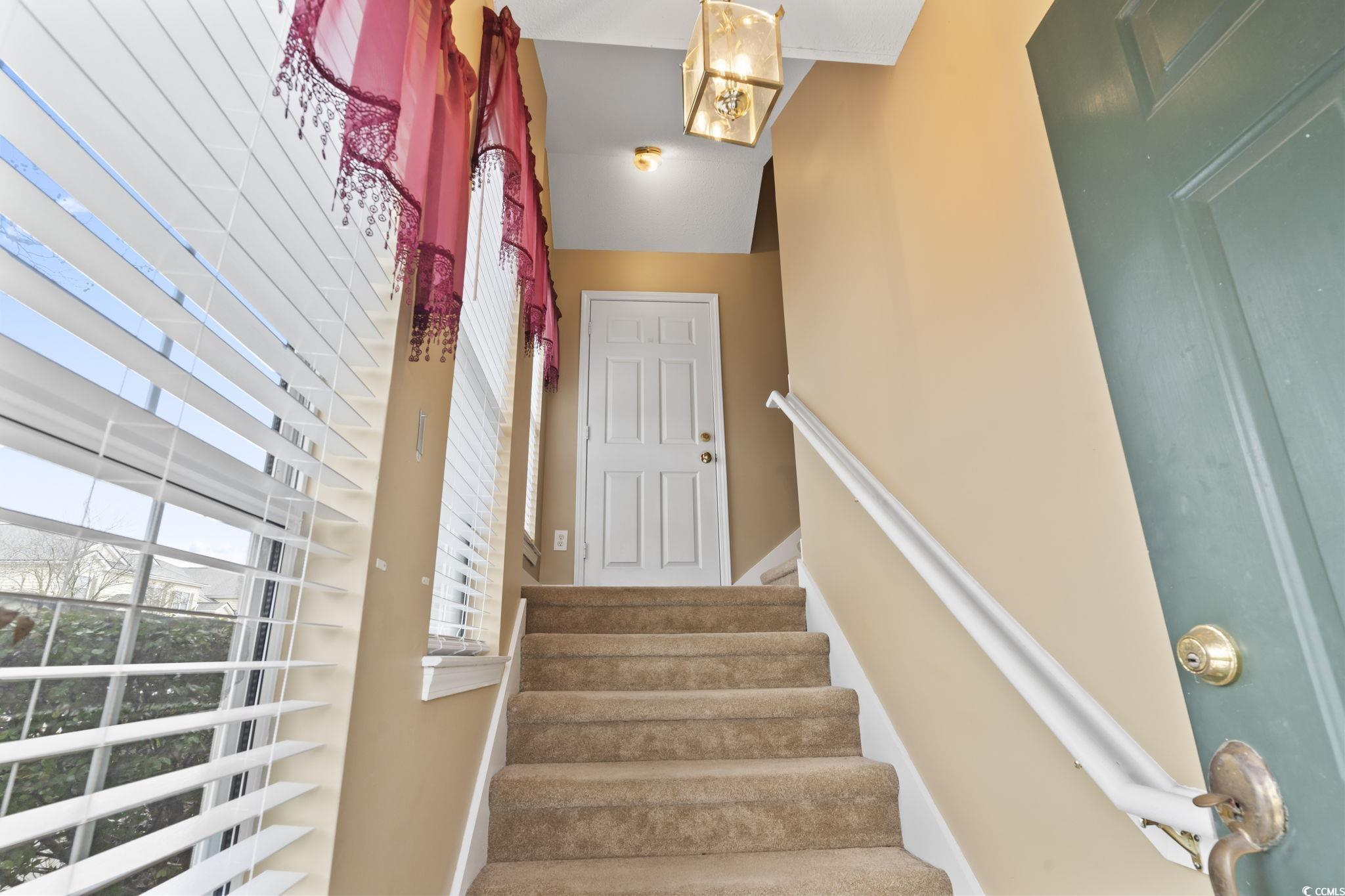 4432 Montrose Ln. Property Photo 5