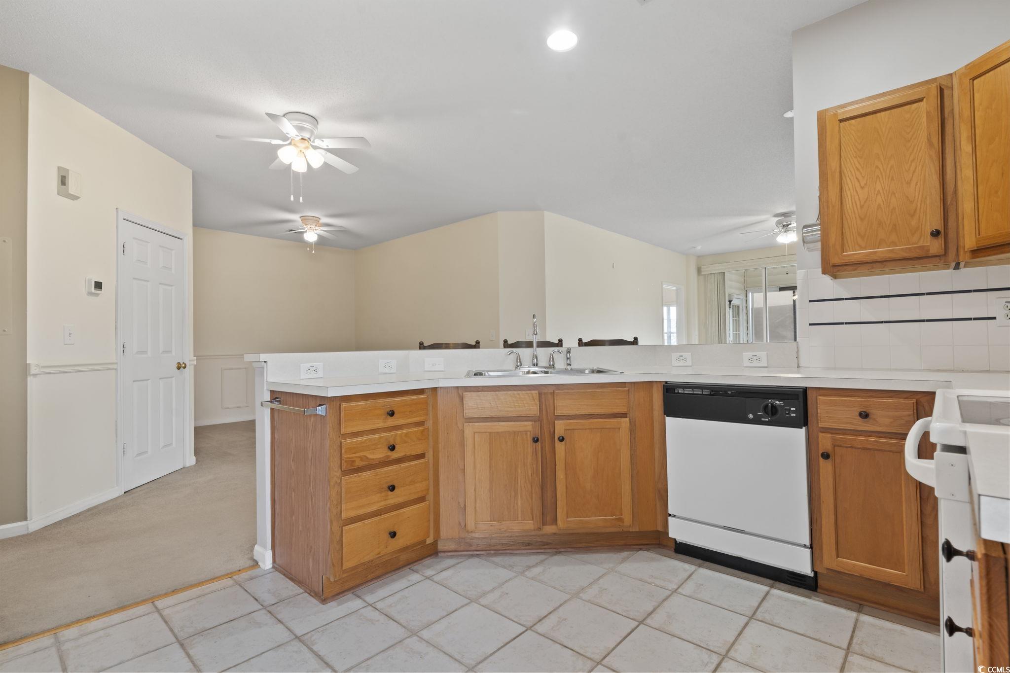 4432 Montrose Ln. Property Photo 11