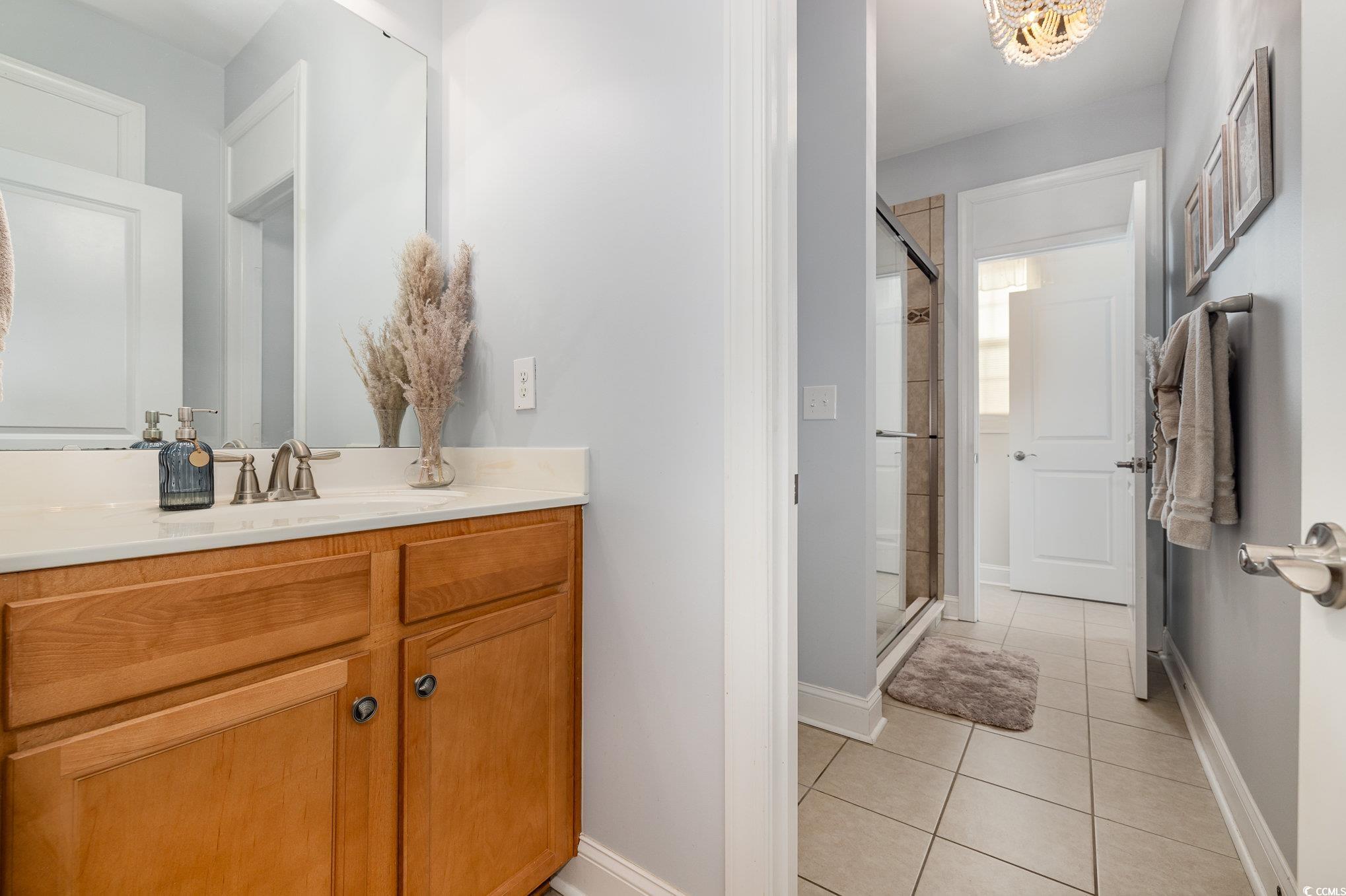 1536 Suncrest Dr. Property Photo 8