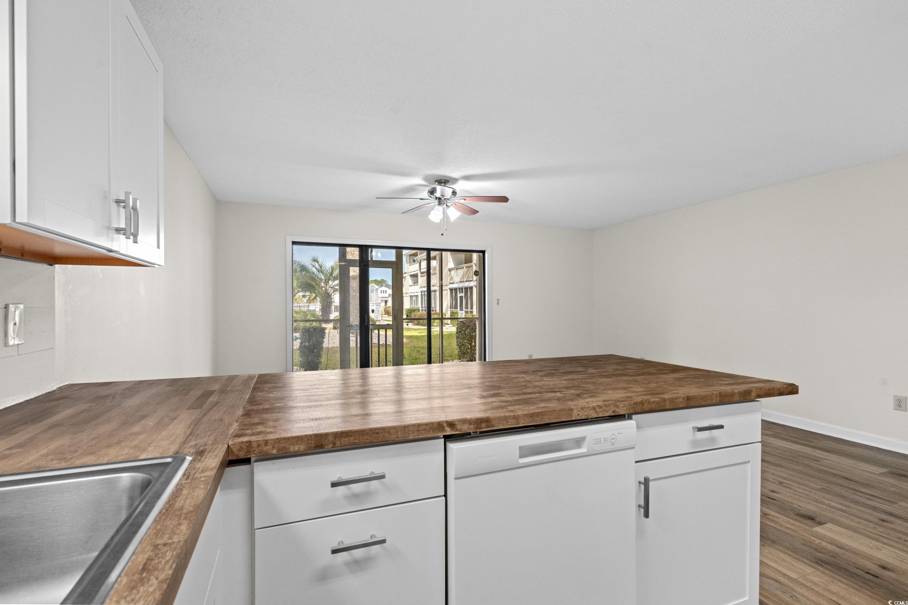 1870 Auburn Ln. Property Photo 15