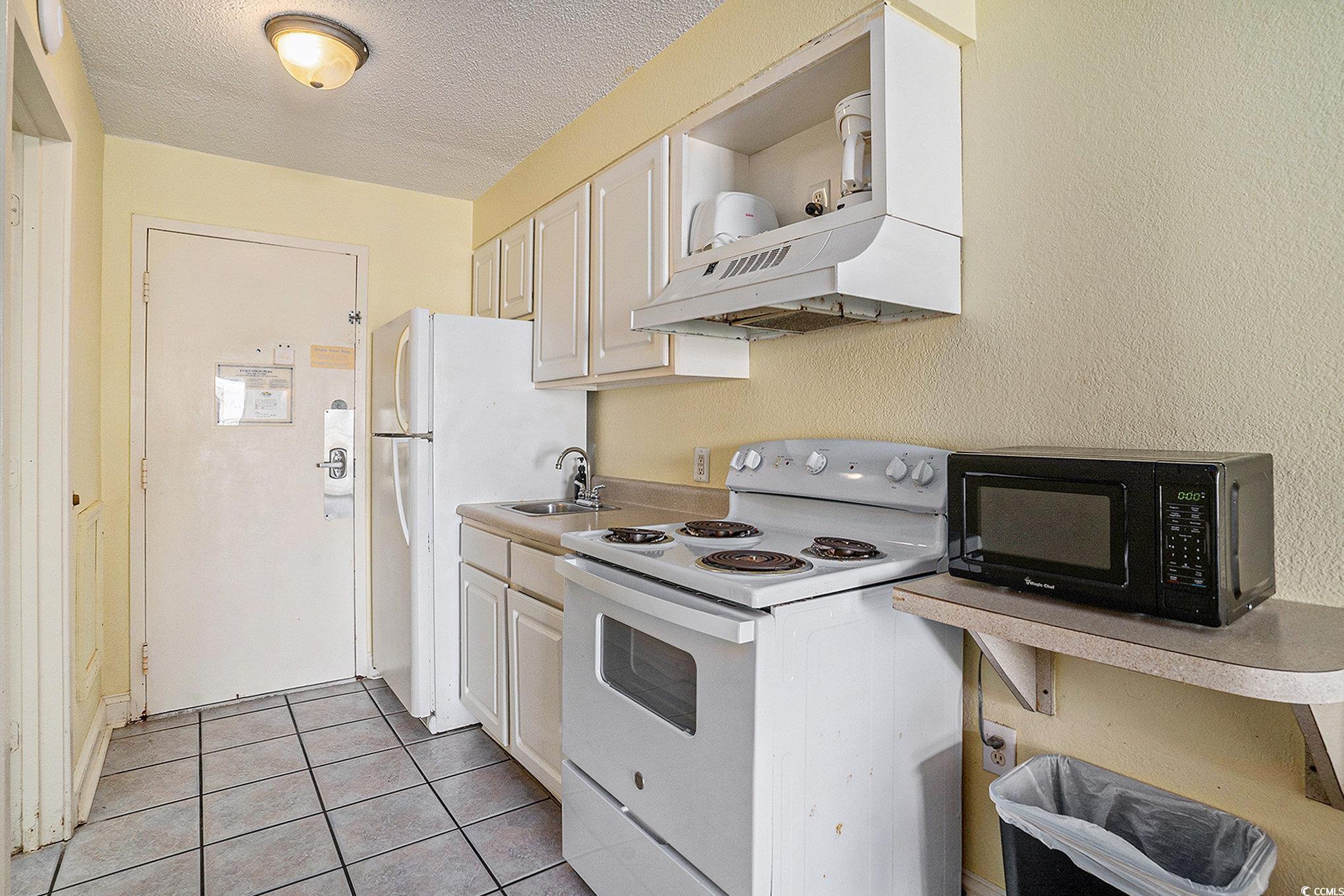 1207 S Ocean Blvd. Property Photo 6