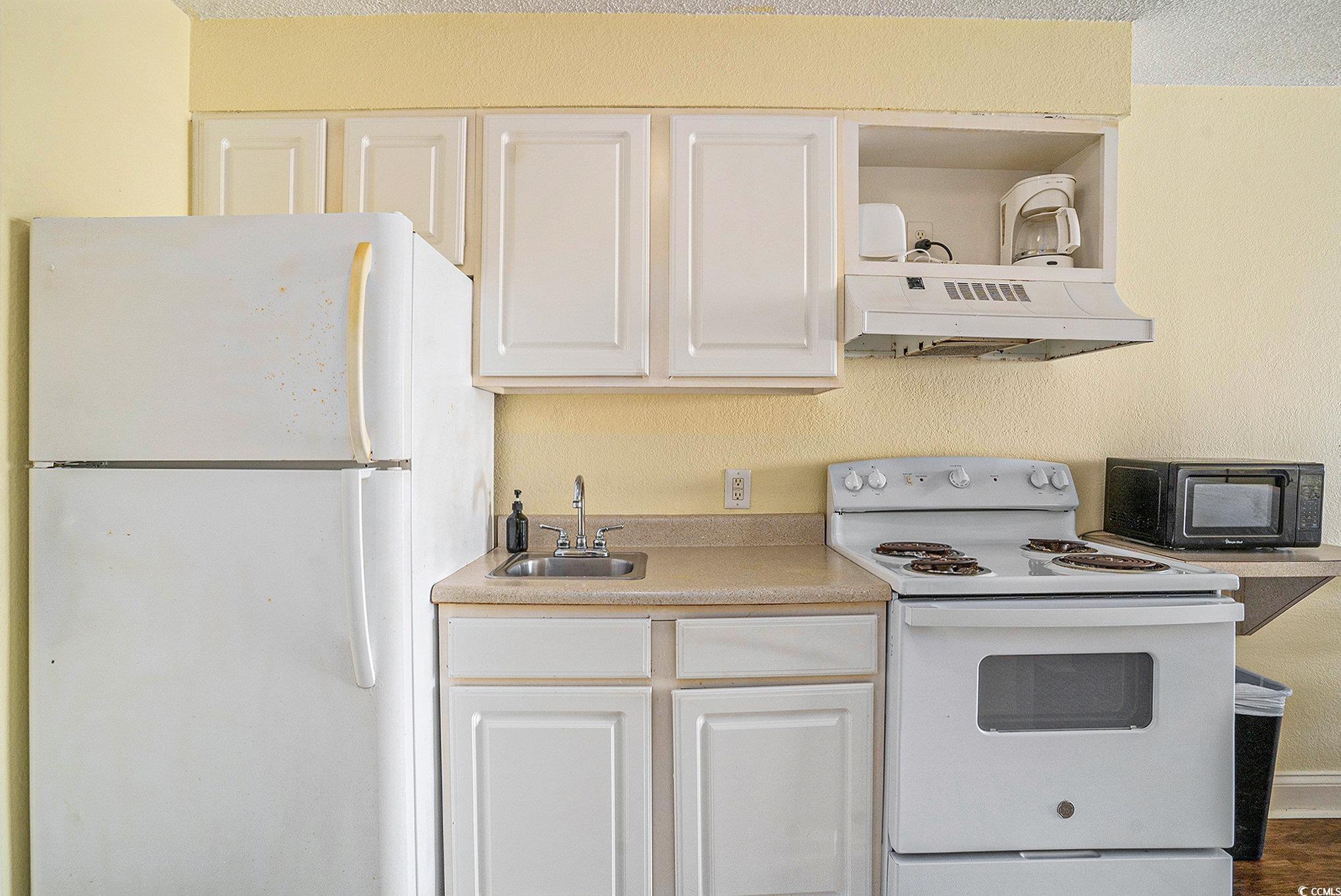 1207 S Ocean Blvd. Property Photo 8