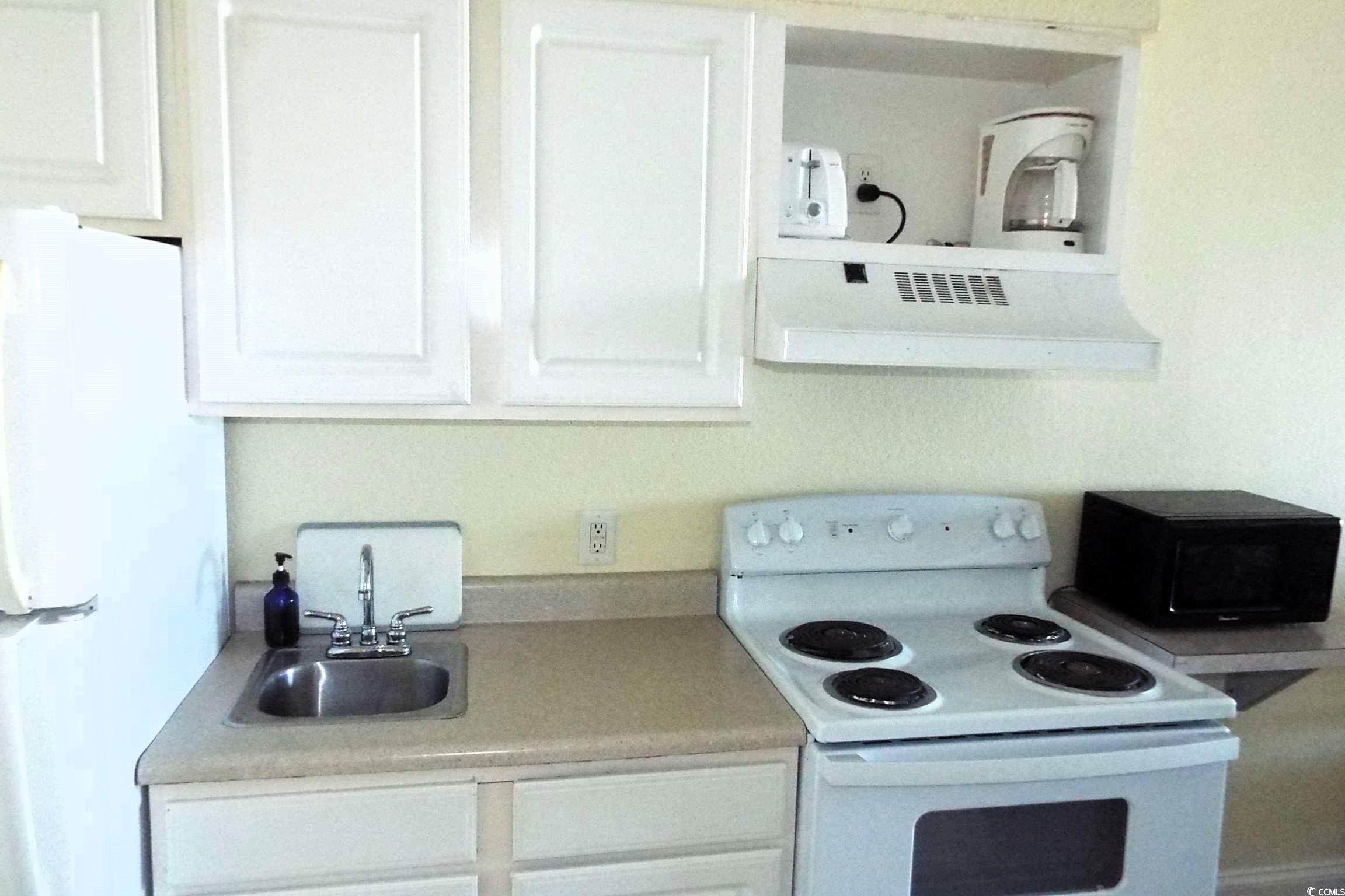 1207 S Ocean Blvd. Property Photo 9