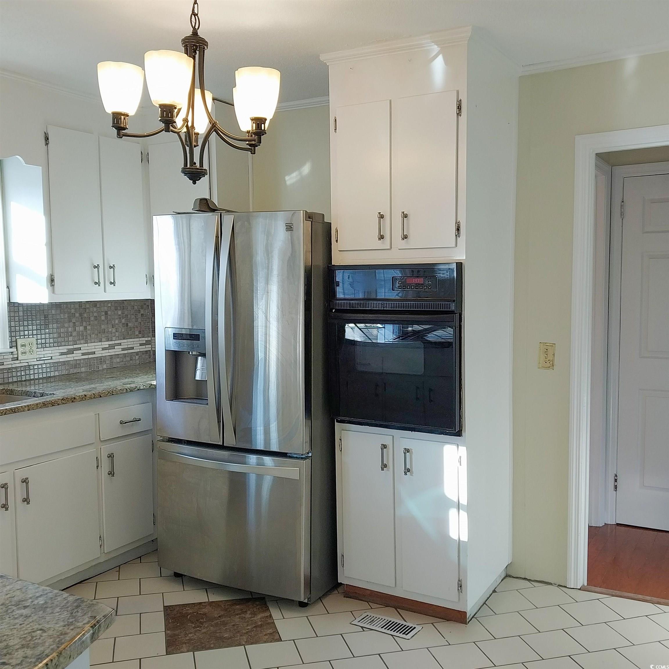 1203 Sharon Ave. Property Photo 4