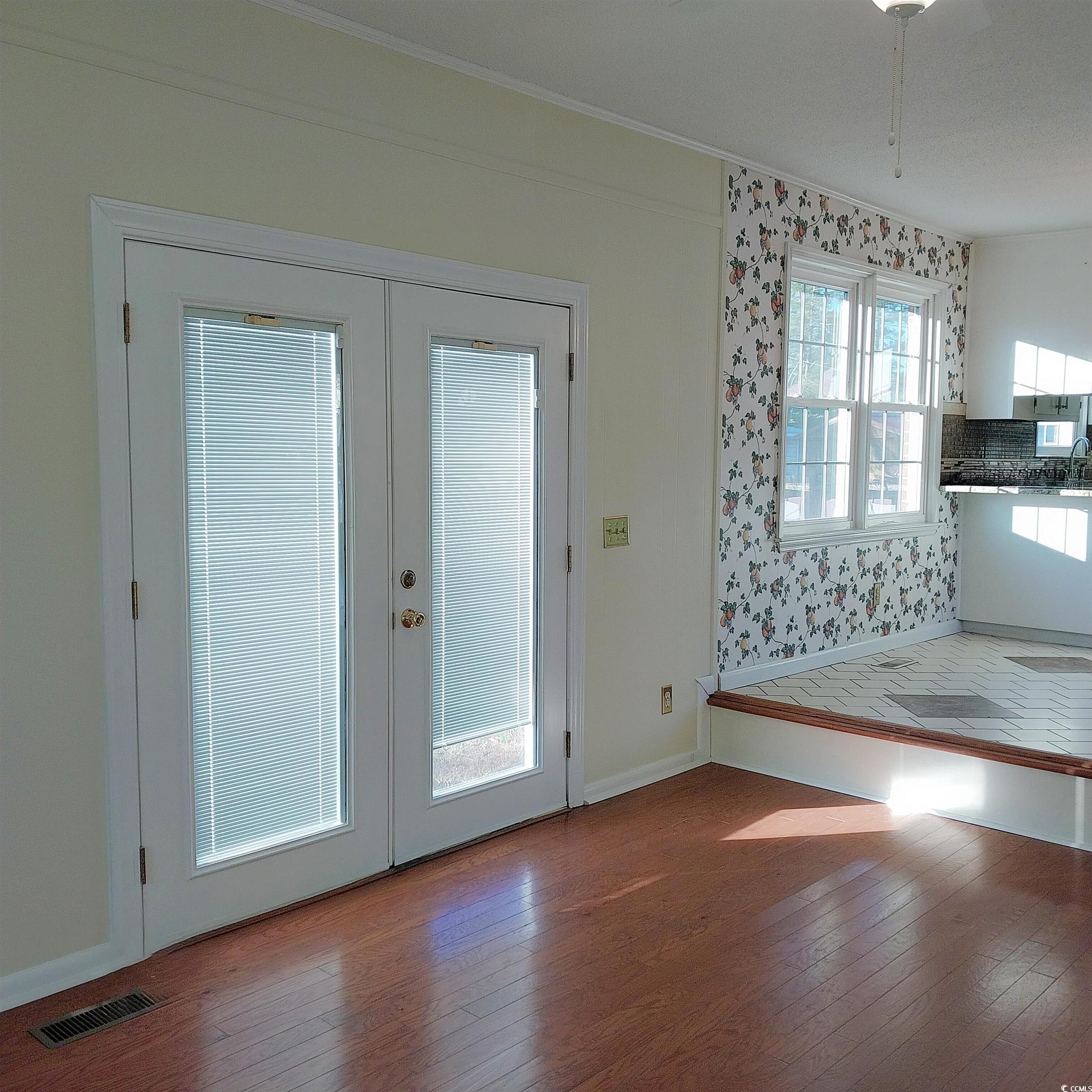 1203 Sharon Ave. Property Photo 10
