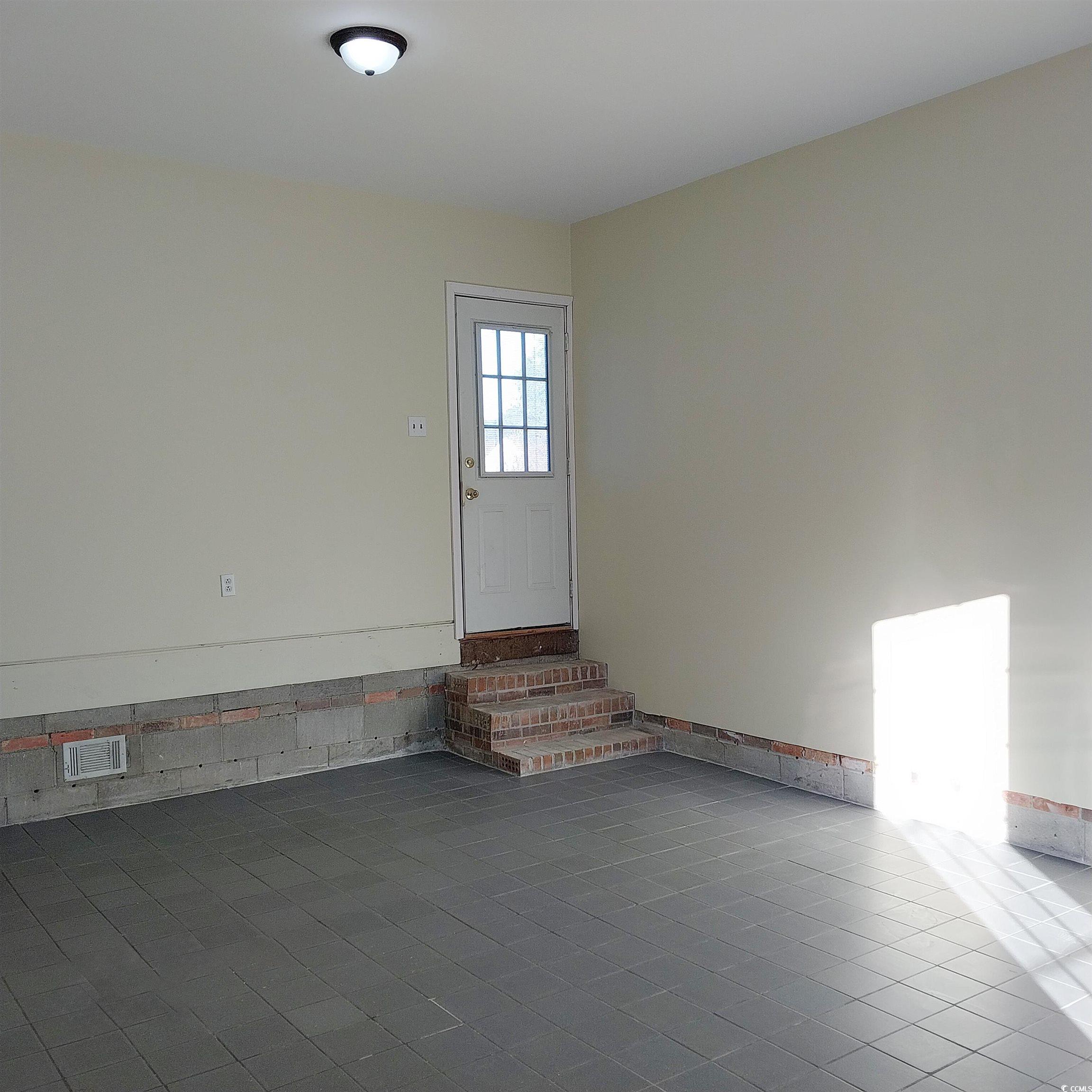 1203 Sharon Ave. Property Photo 20