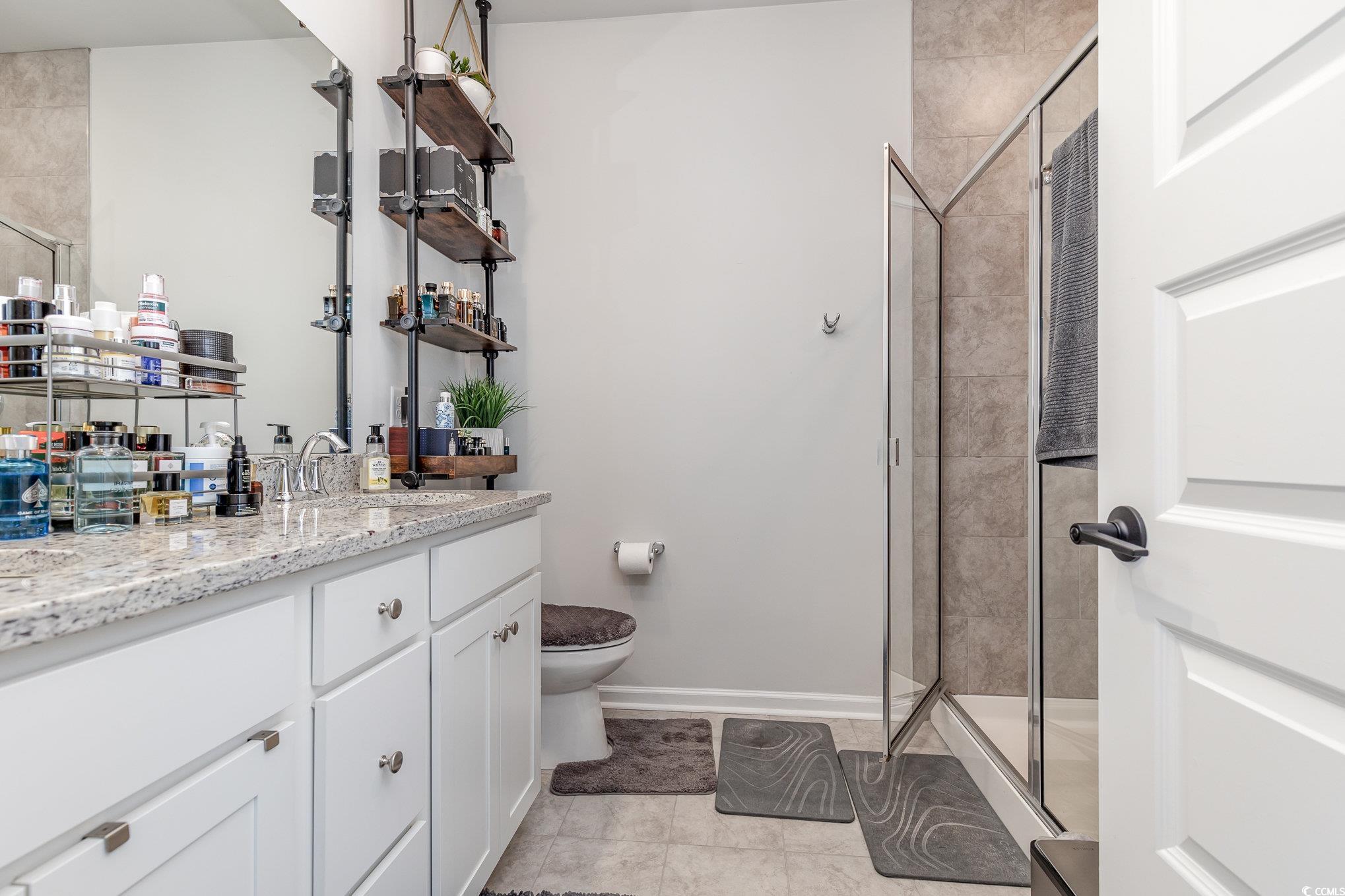 5353 Knobcone Loop Property Photo 14