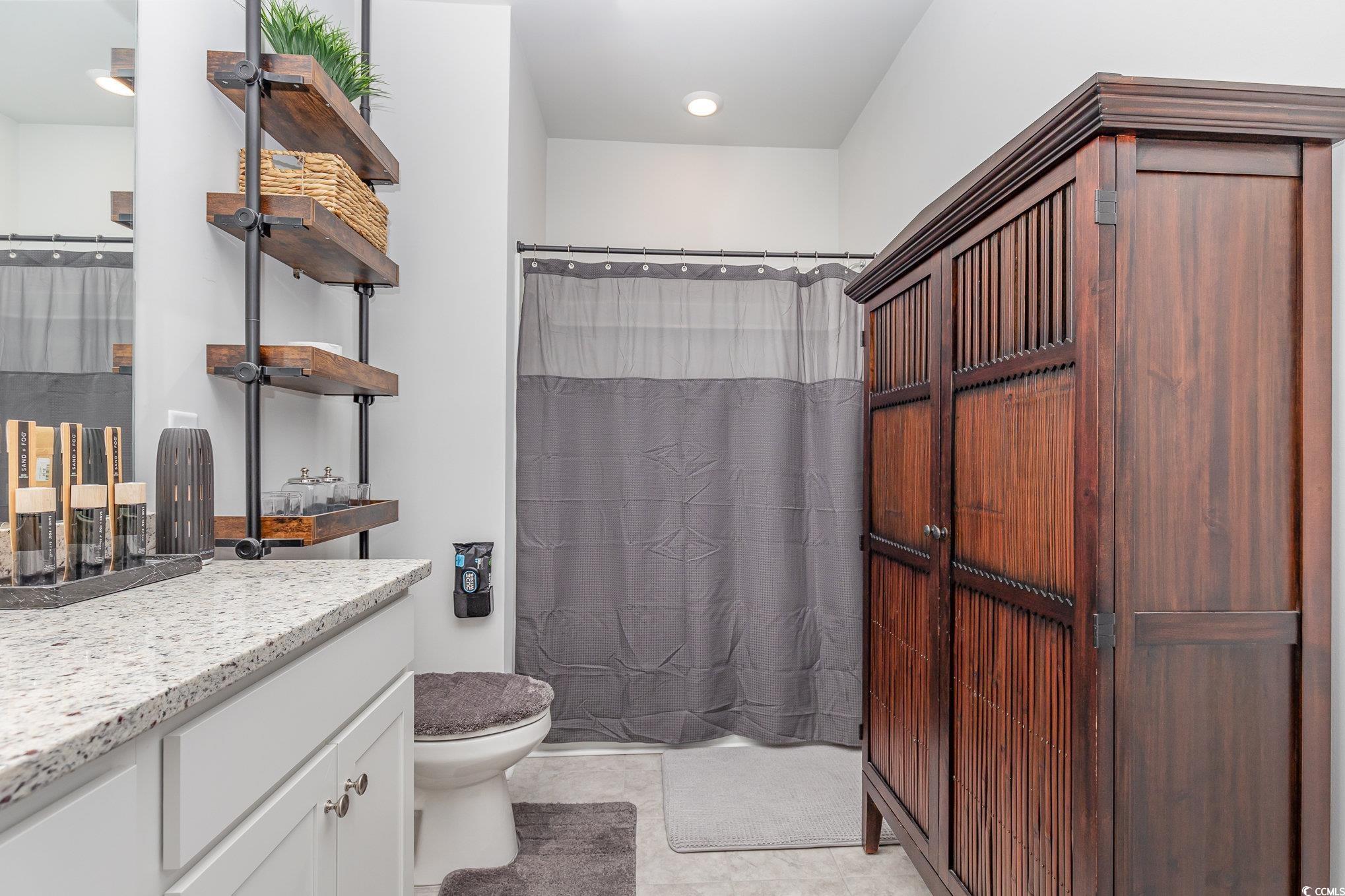 5353 Knobcone Loop Property Photo 24