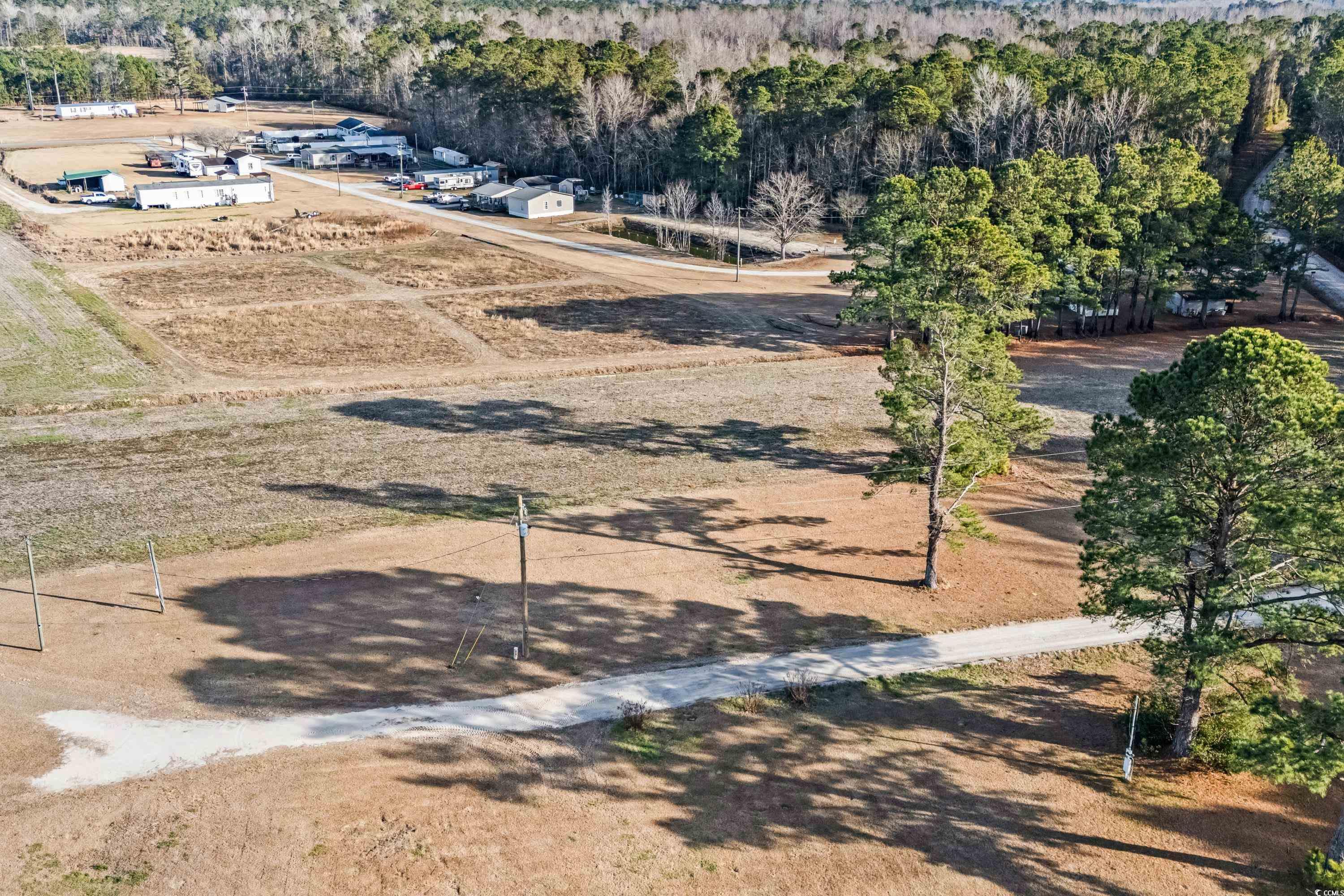 2092 G And B Ln Property Photo 4