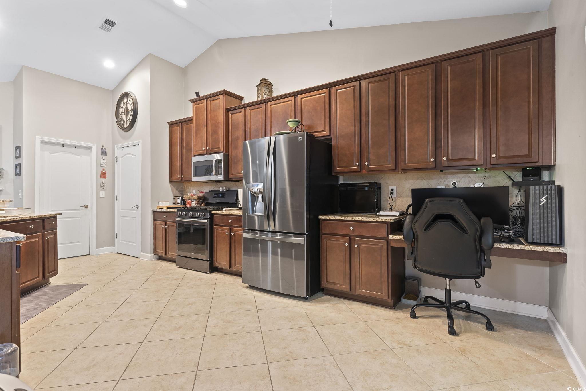 1400 Rainsbrook Ct. Property Photo 11