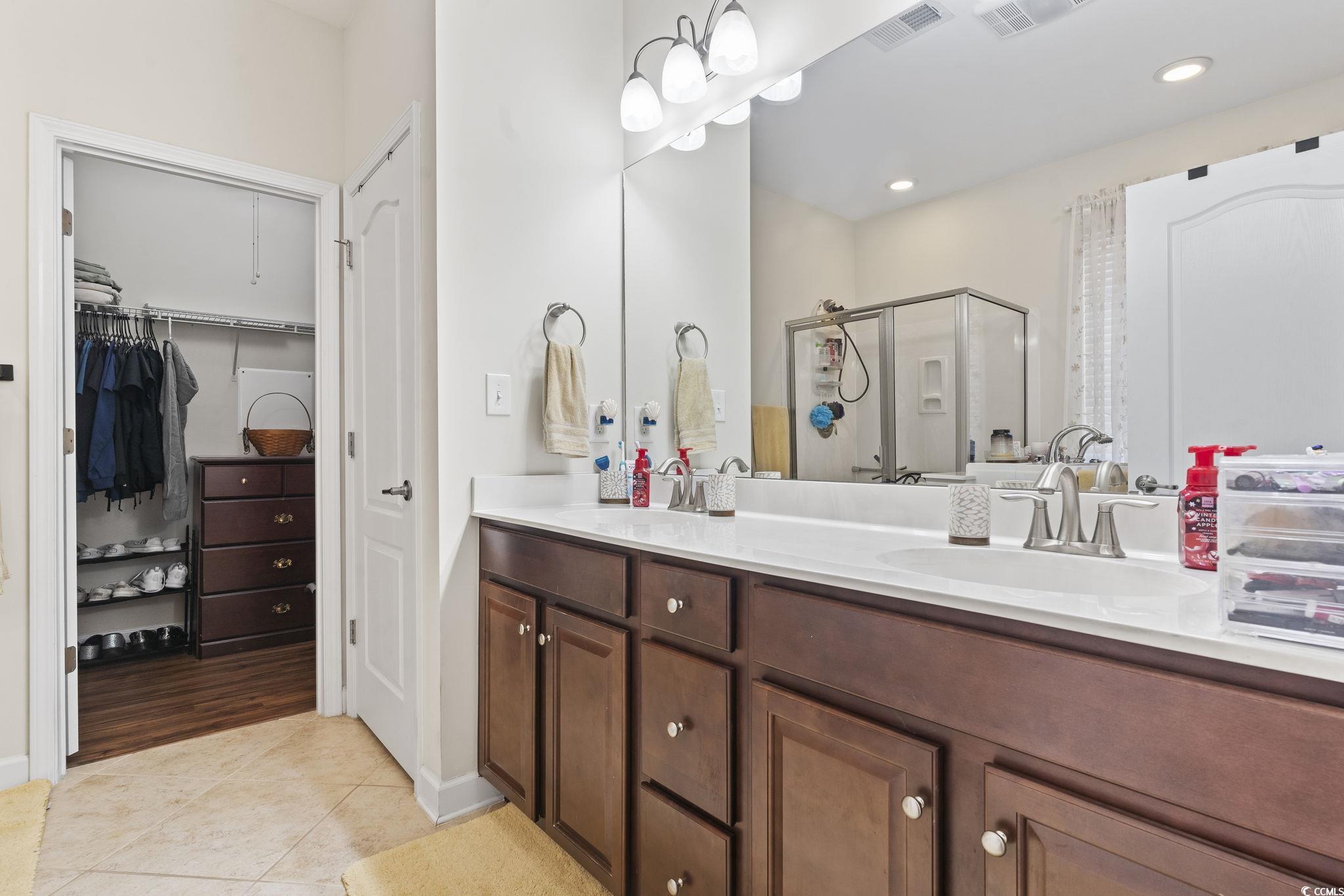 1400 Rainsbrook Ct. Property Photo 17