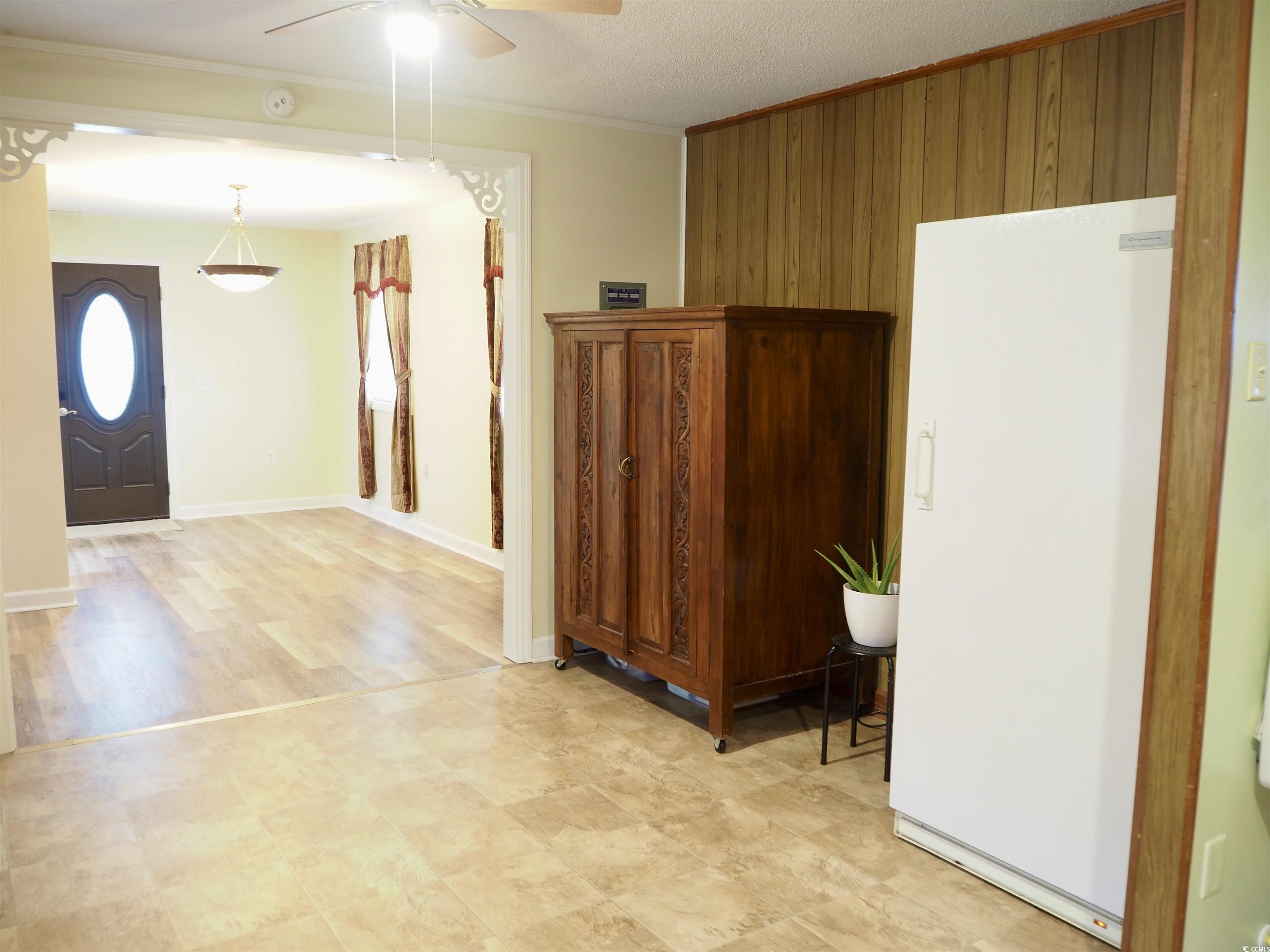 187 Stephen Dr. Property Photo 12