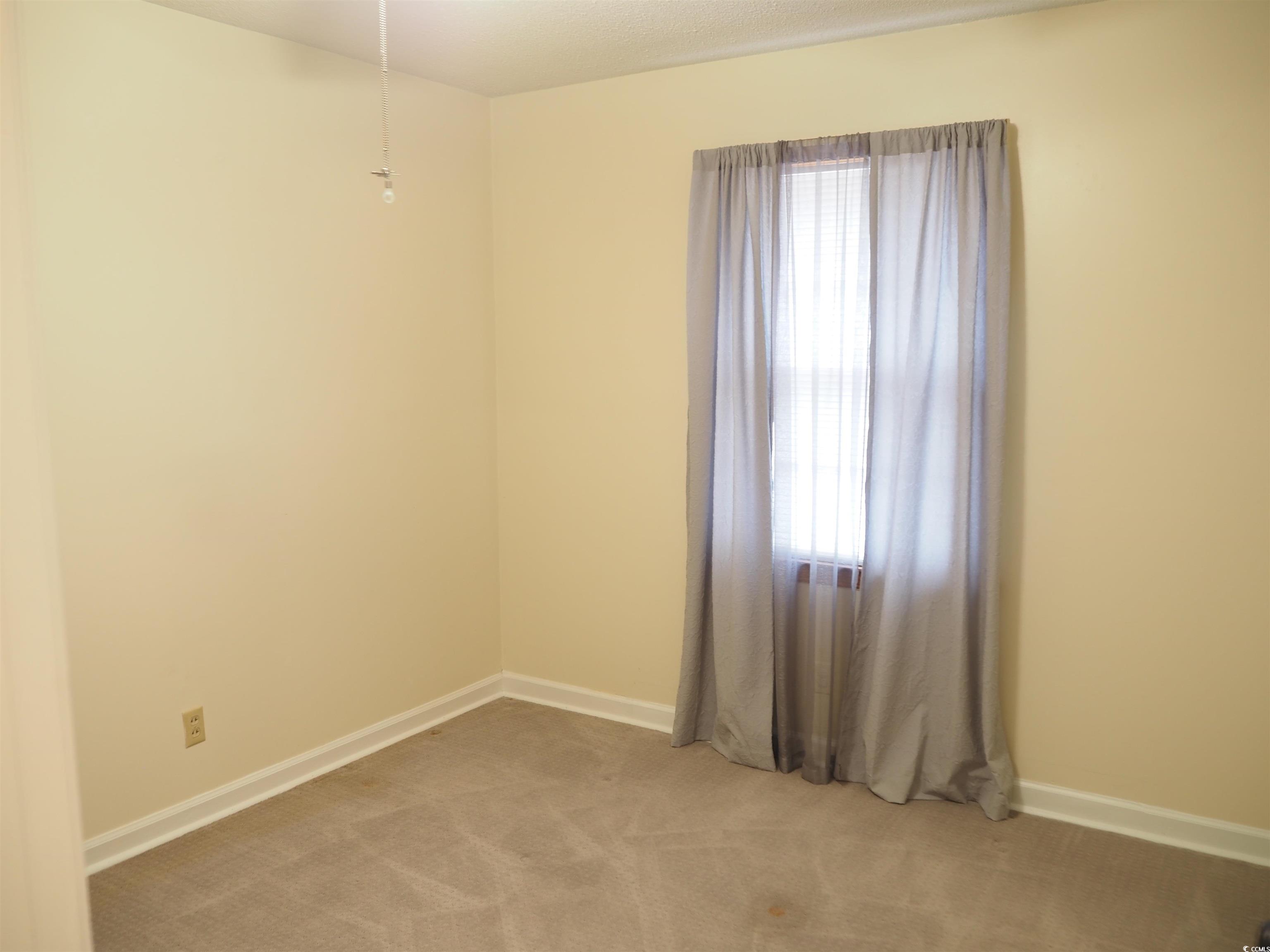 187 Stephen Dr. Property Photo 25