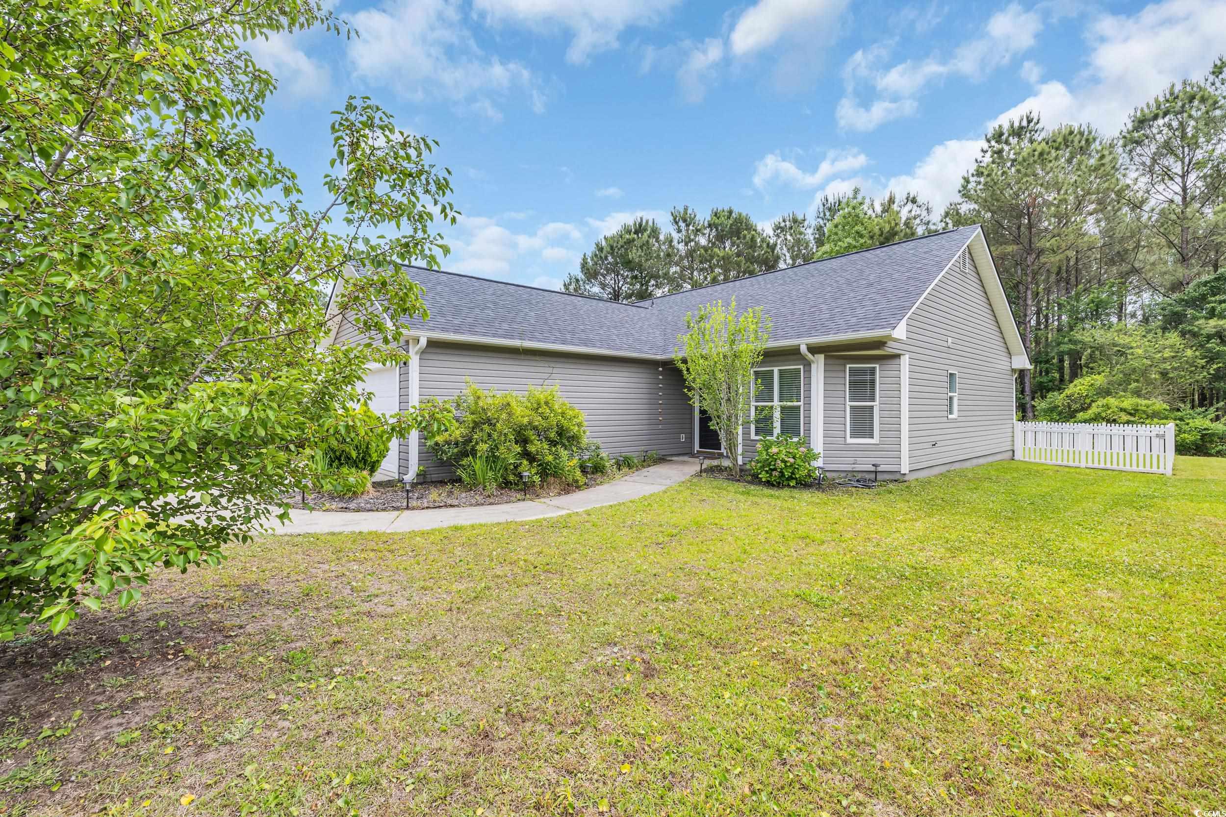 184 Retreat Pl. Property Photo 3