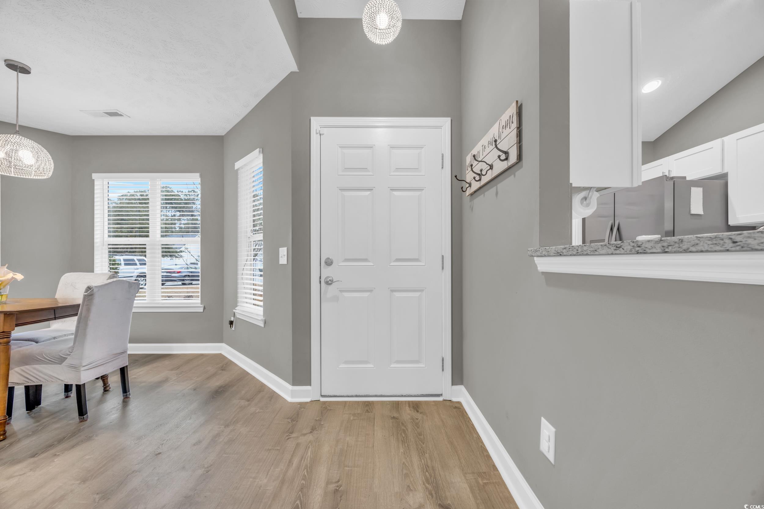 184 Retreat Pl. Property Photo 6