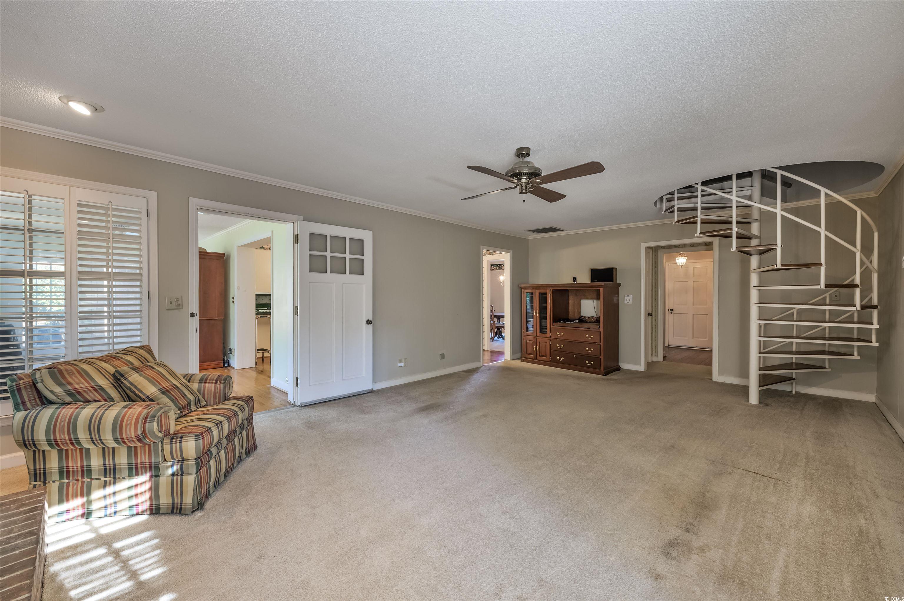 300 Mcarthur St. Property Photo 20
