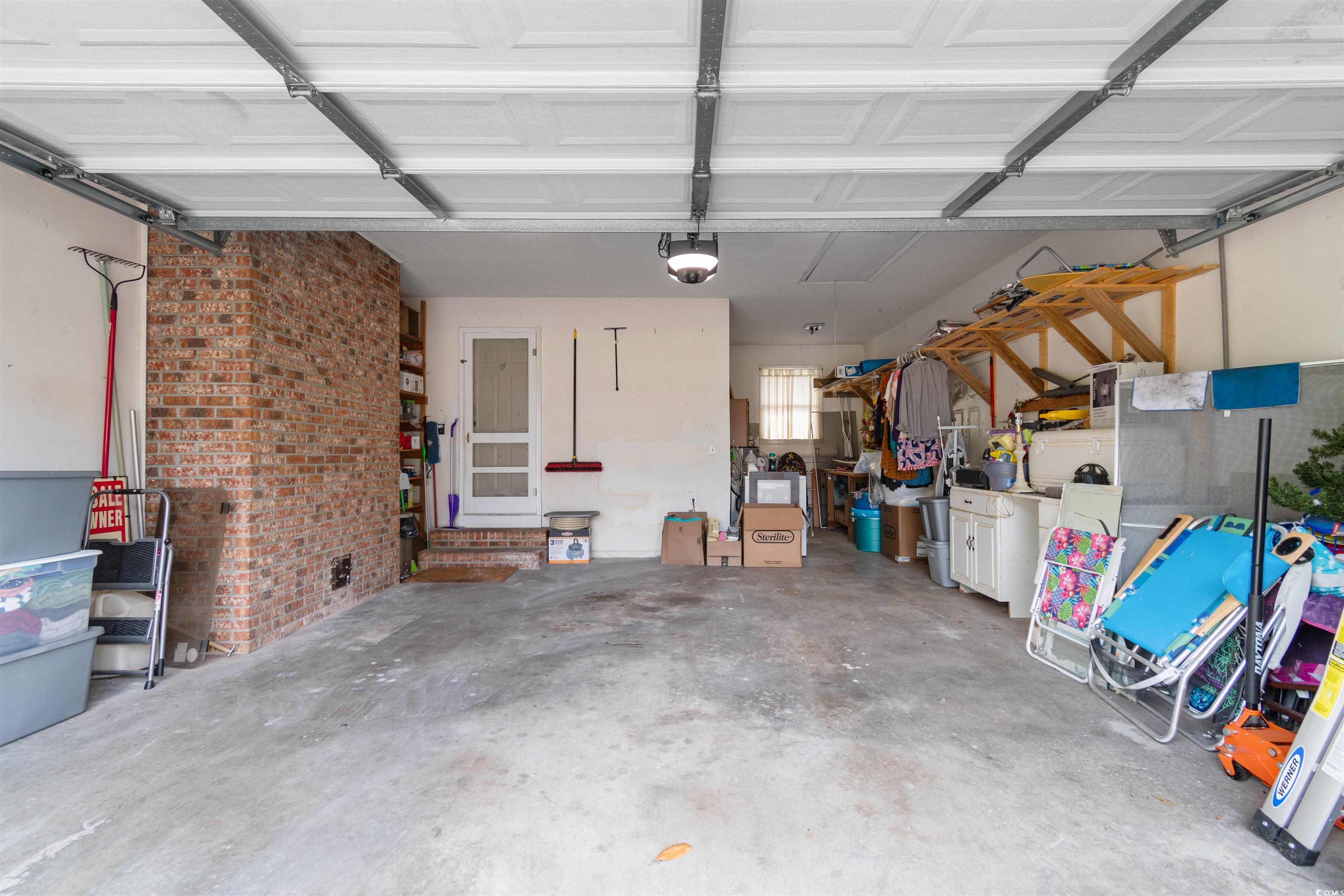 1020 Thomas Ave. Property Photo 24