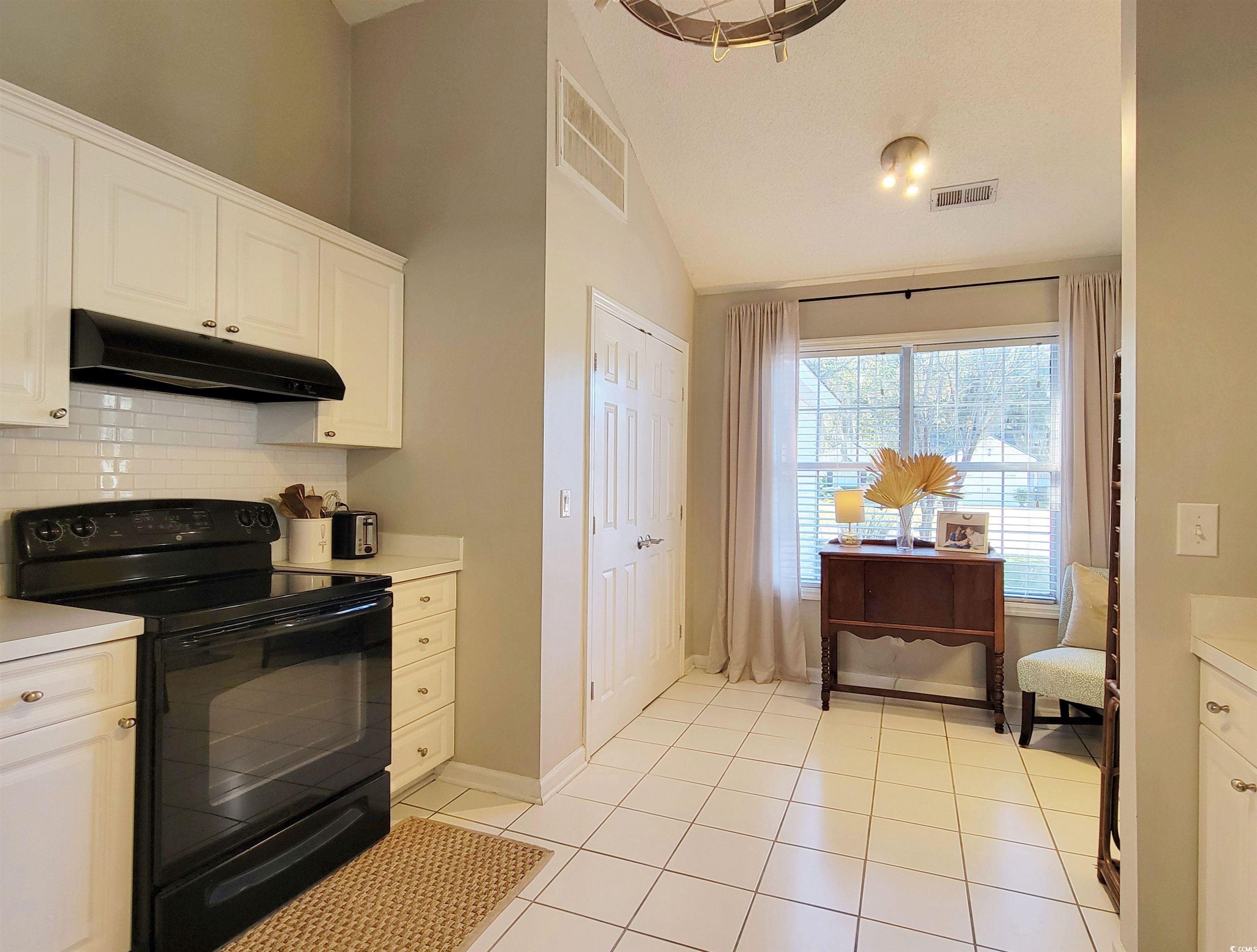 49 Daniel Morrall Ln. Property Photo 13