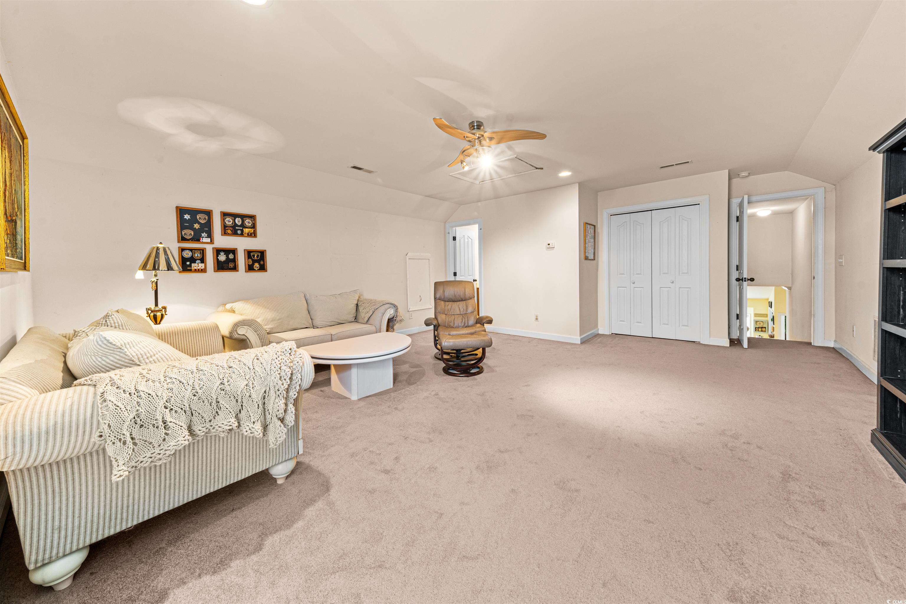 311 Highfield Loop Property Photo 17