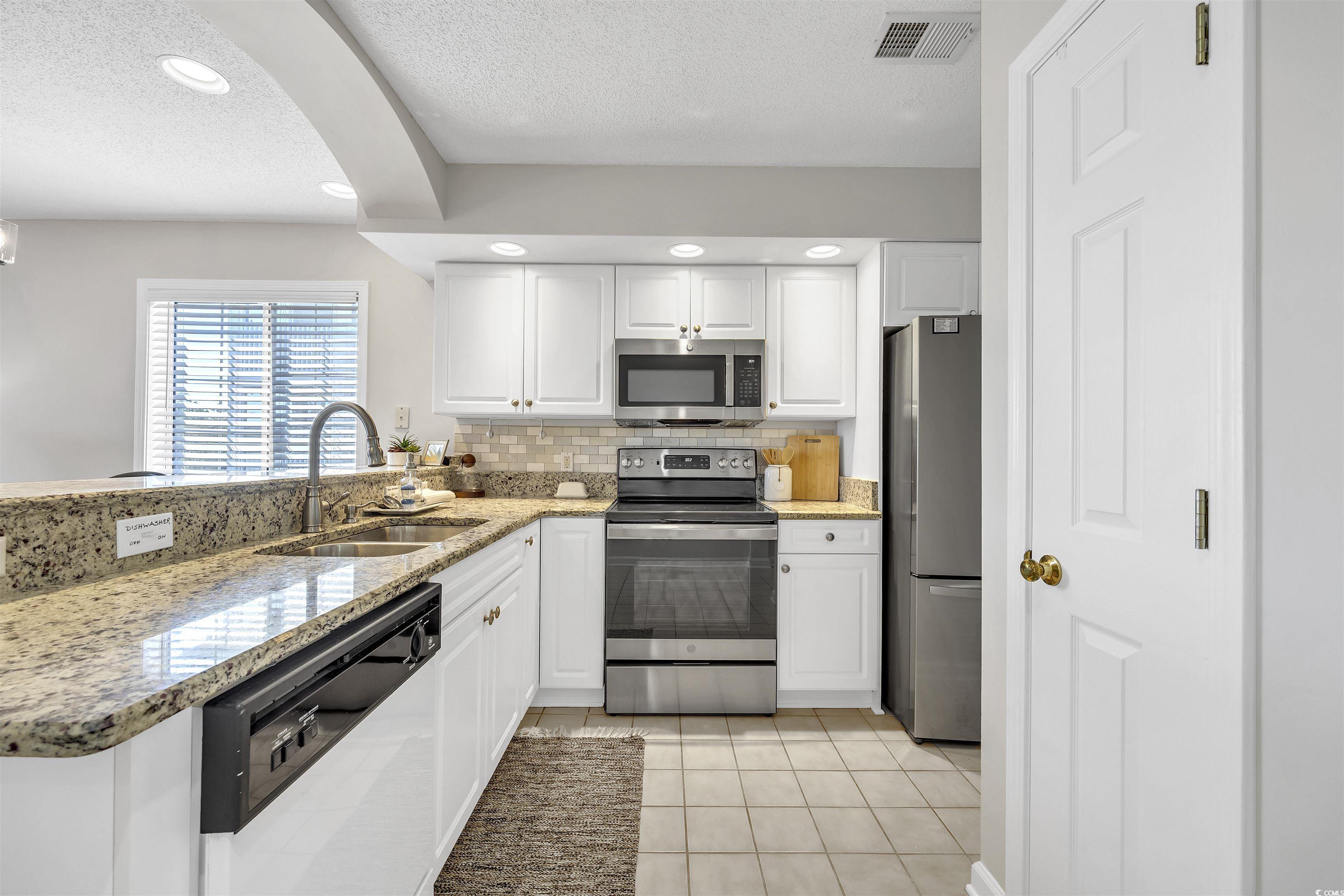 4413 Eastport Blvd. Property Photo 6