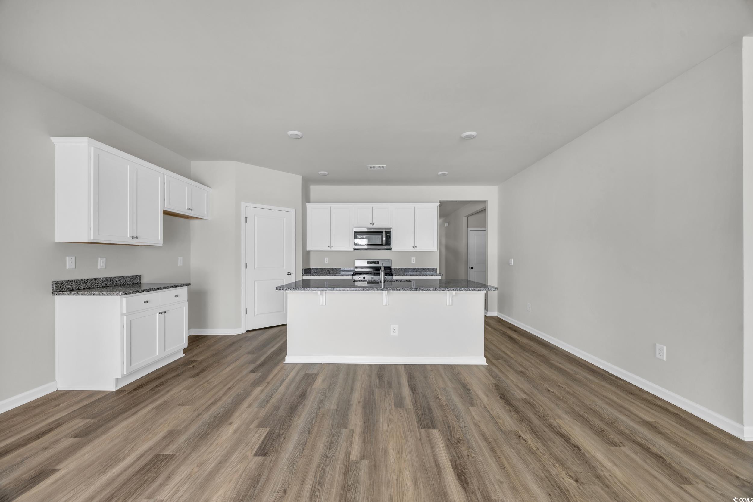 275 Columbus St. Property Photo 2